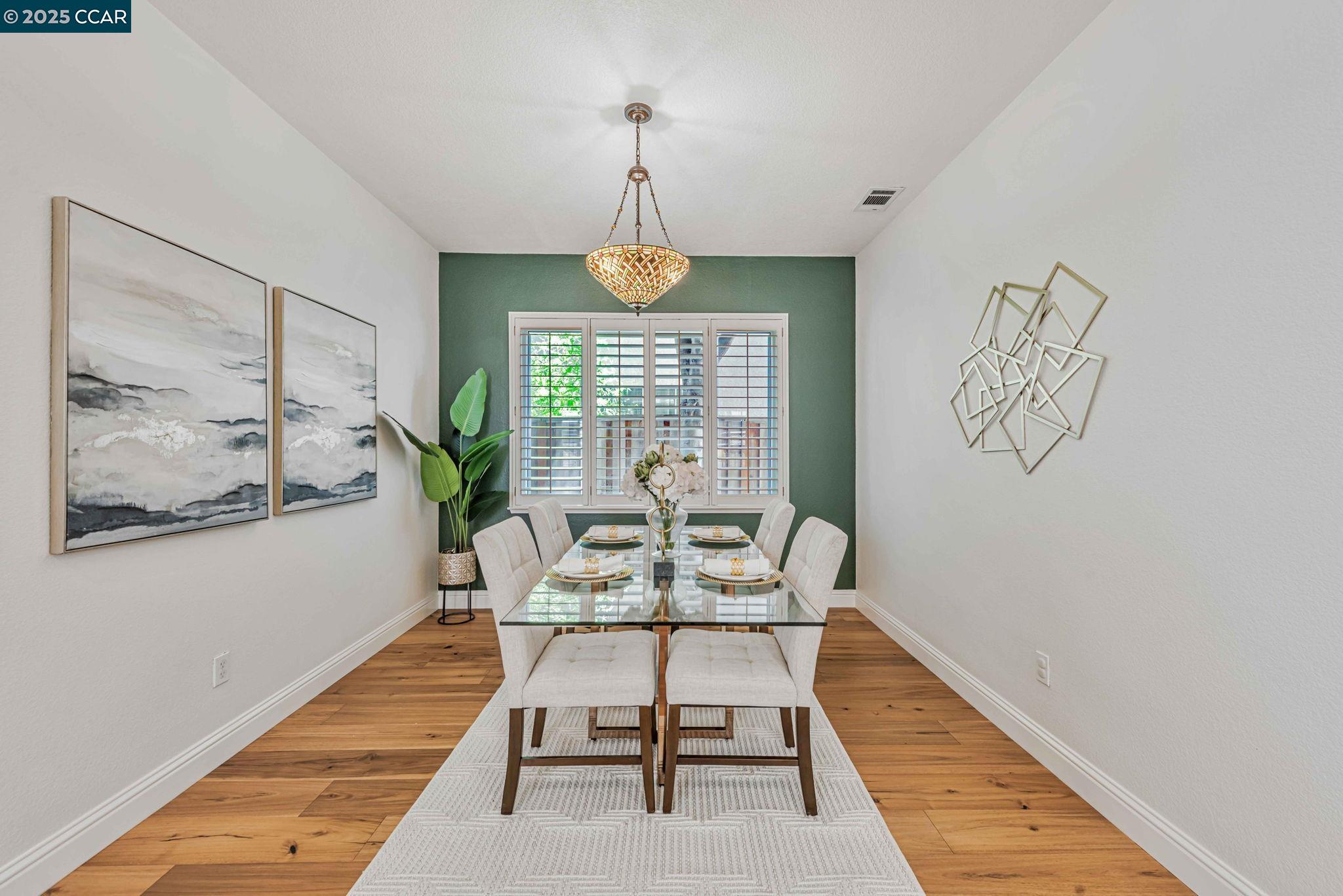 Detail Gallery Image 7 of 48 For 122 Claremont Crest Ct, San Ramon,  CA 94583 - 4 Beds | 2/1 Baths