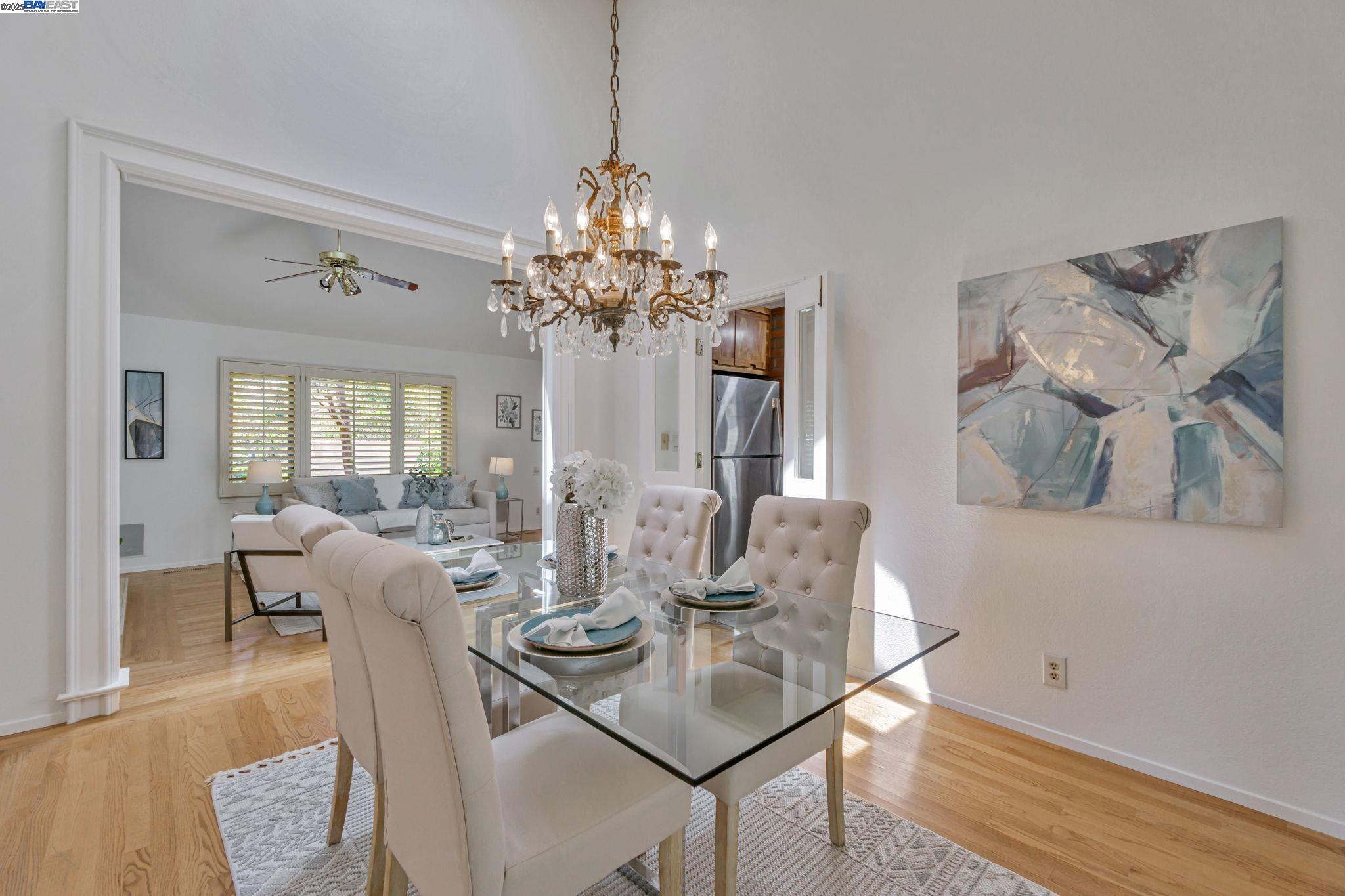 Detail Gallery Image 15 of 48 For 52 Mainprice Ct, San Ramon,  CA 94583-2529 - 4 Beds | 3/1 Baths