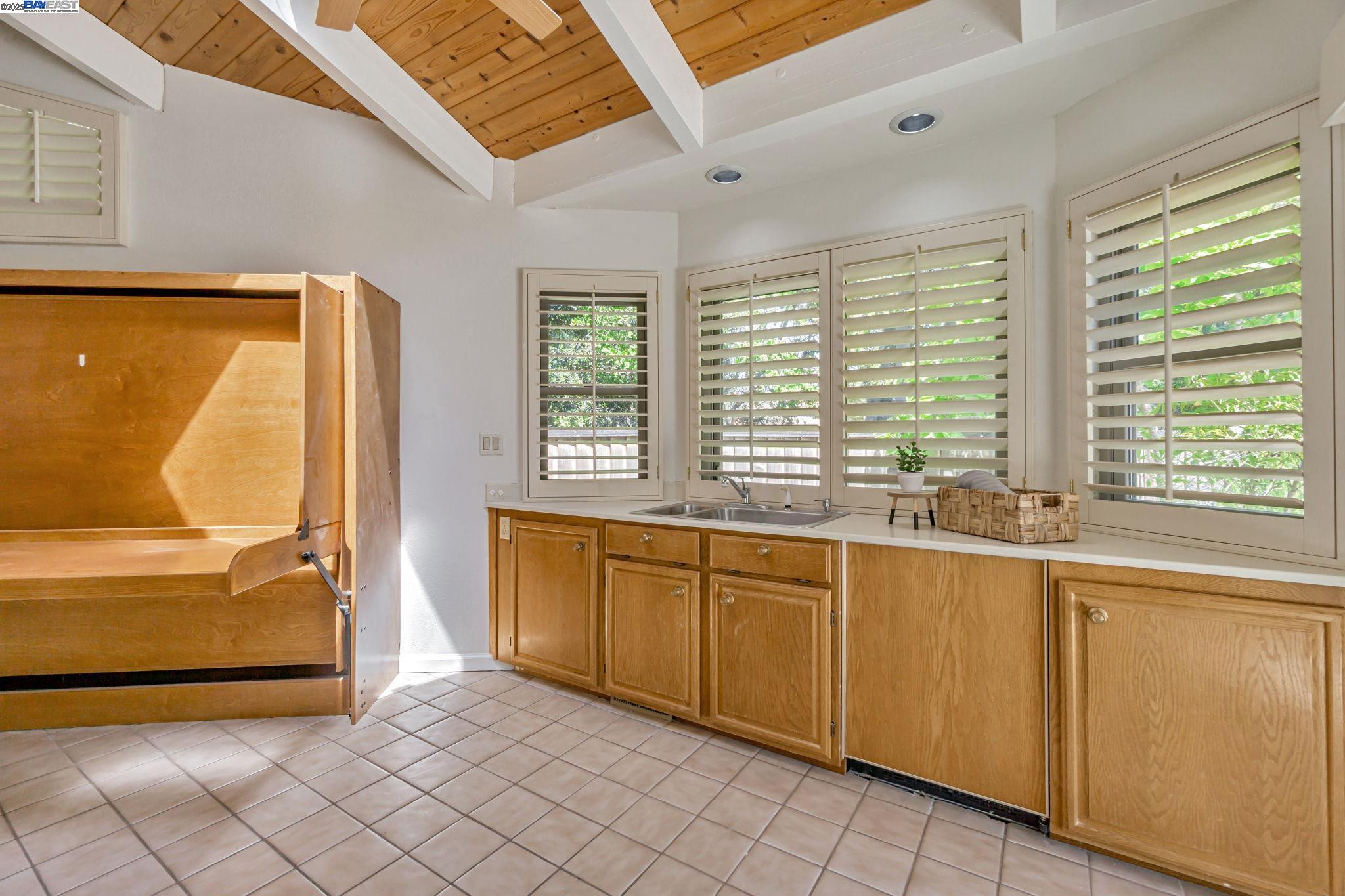 Detail Gallery Image 26 of 48 For 52 Mainprice Ct, San Ramon,  CA 94583-2529 - 4 Beds | 3/1 Baths