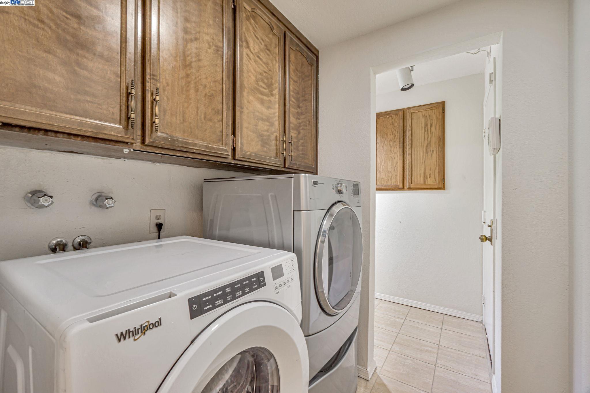 Detail Gallery Image 36 of 48 For 52 Mainprice Ct, San Ramon,  CA 94583-2529 - 4 Beds | 3/1 Baths