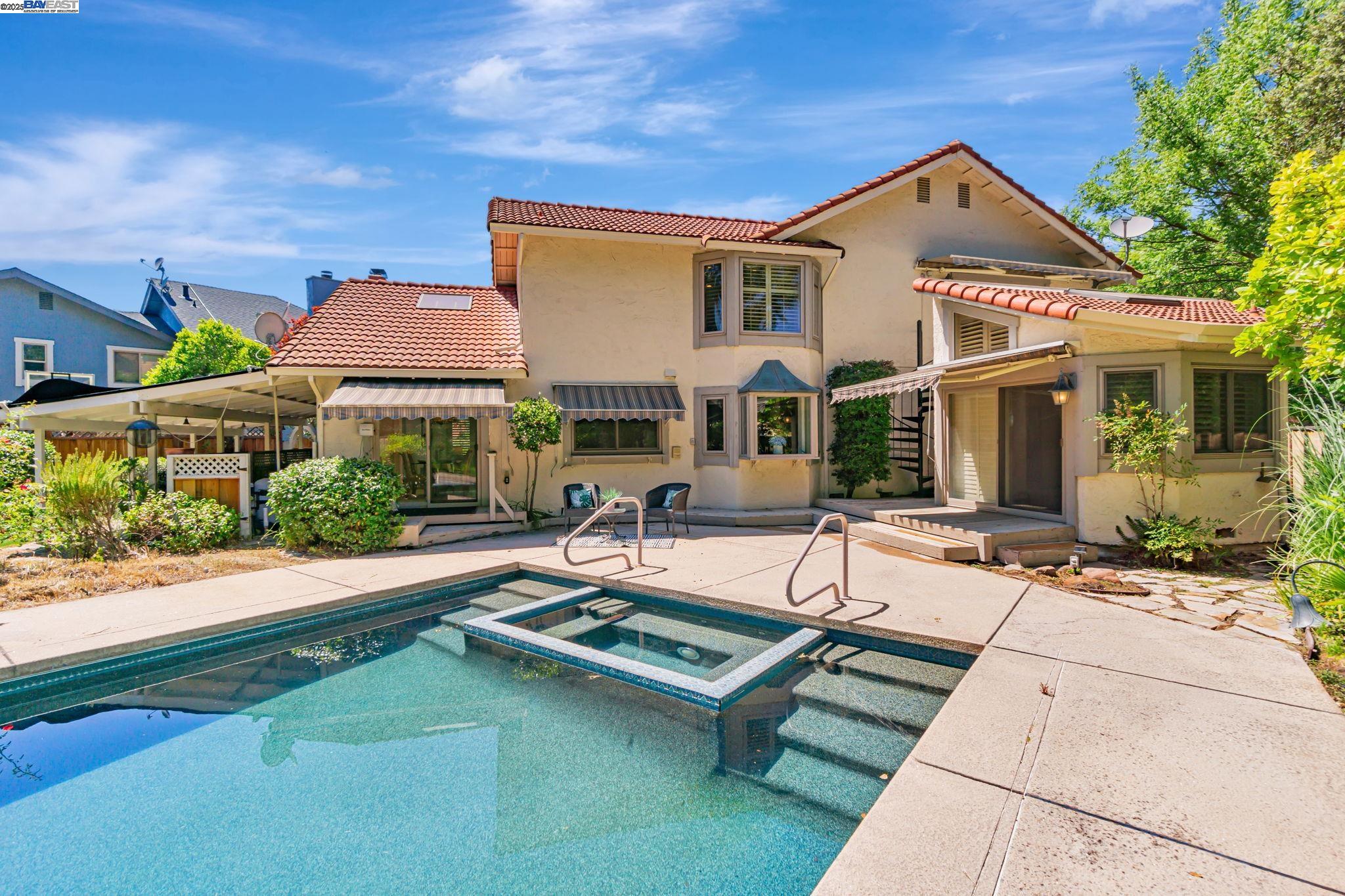 Detail Gallery Image 41 of 48 For 52 Mainprice Ct, San Ramon,  CA 94583-2529 - 4 Beds | 3/1 Baths