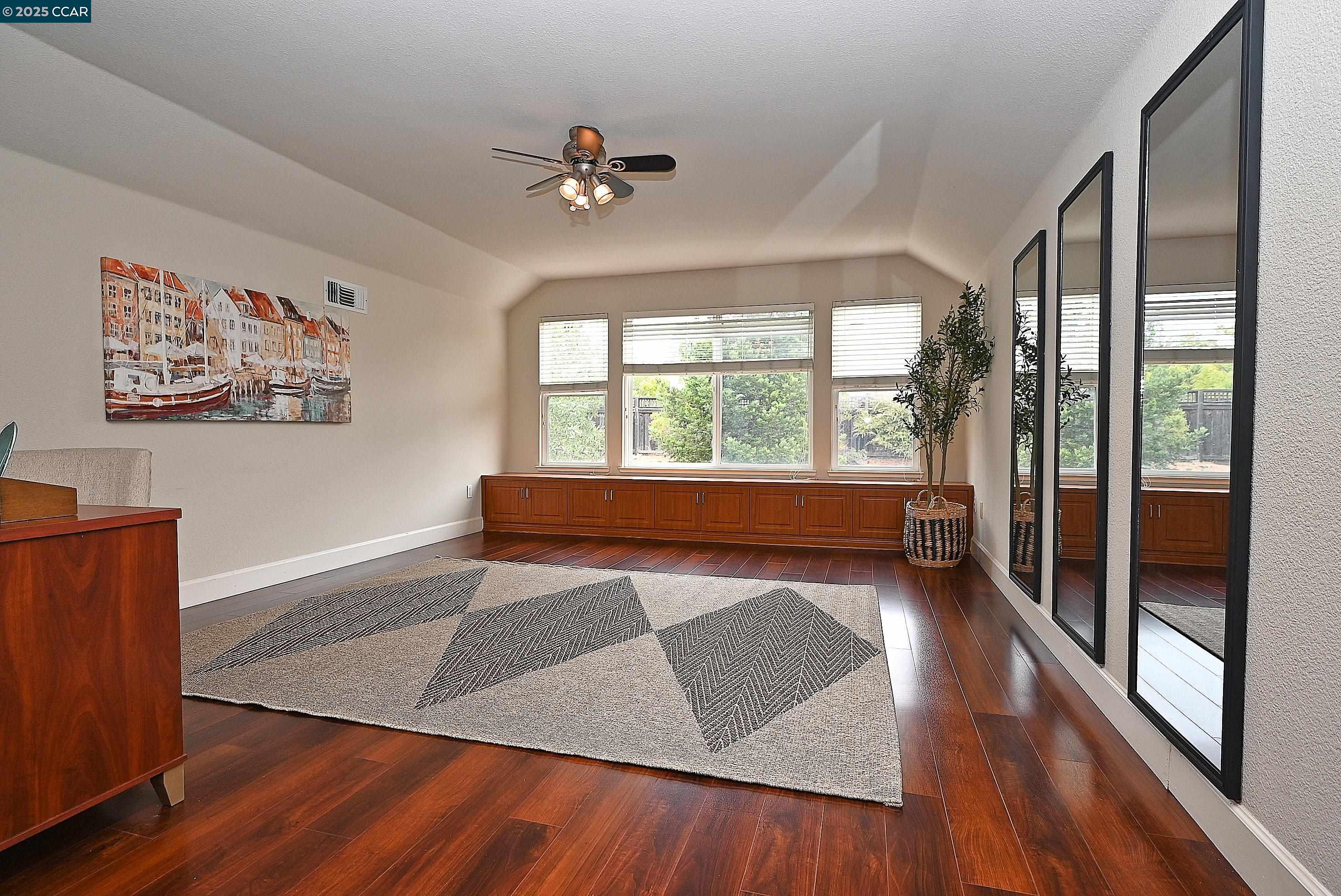 Detail Gallery Image 39 of 56 For 139 Camden Lane, Hercules,  CA 94547 - 4 Beds | 2/1 Baths