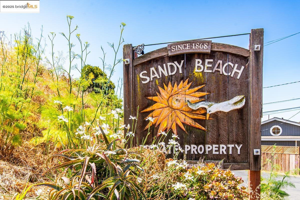 8 Sandy Beach Road