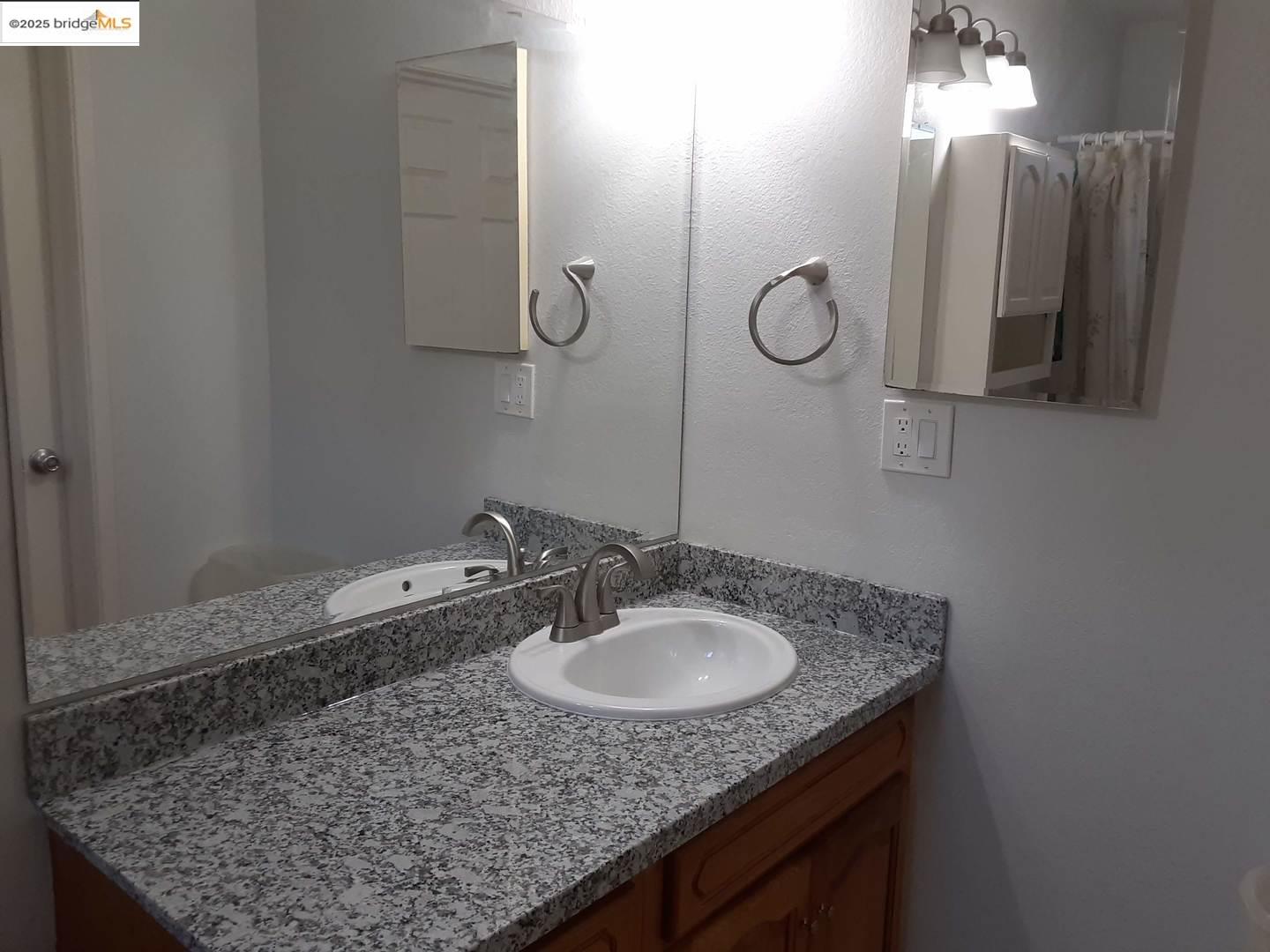 Detail Gallery Image 18 of 32 For 868 Florin Rd, Sacramento,  CA 95831 - 4 Beds | 3 Baths