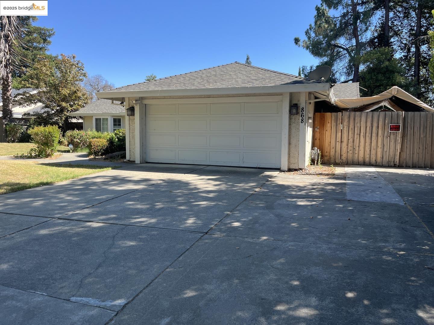 Detail Gallery Image 26 of 32 For 868 Florin Rd, Sacramento,  CA 95831 - 4 Beds | 3 Baths