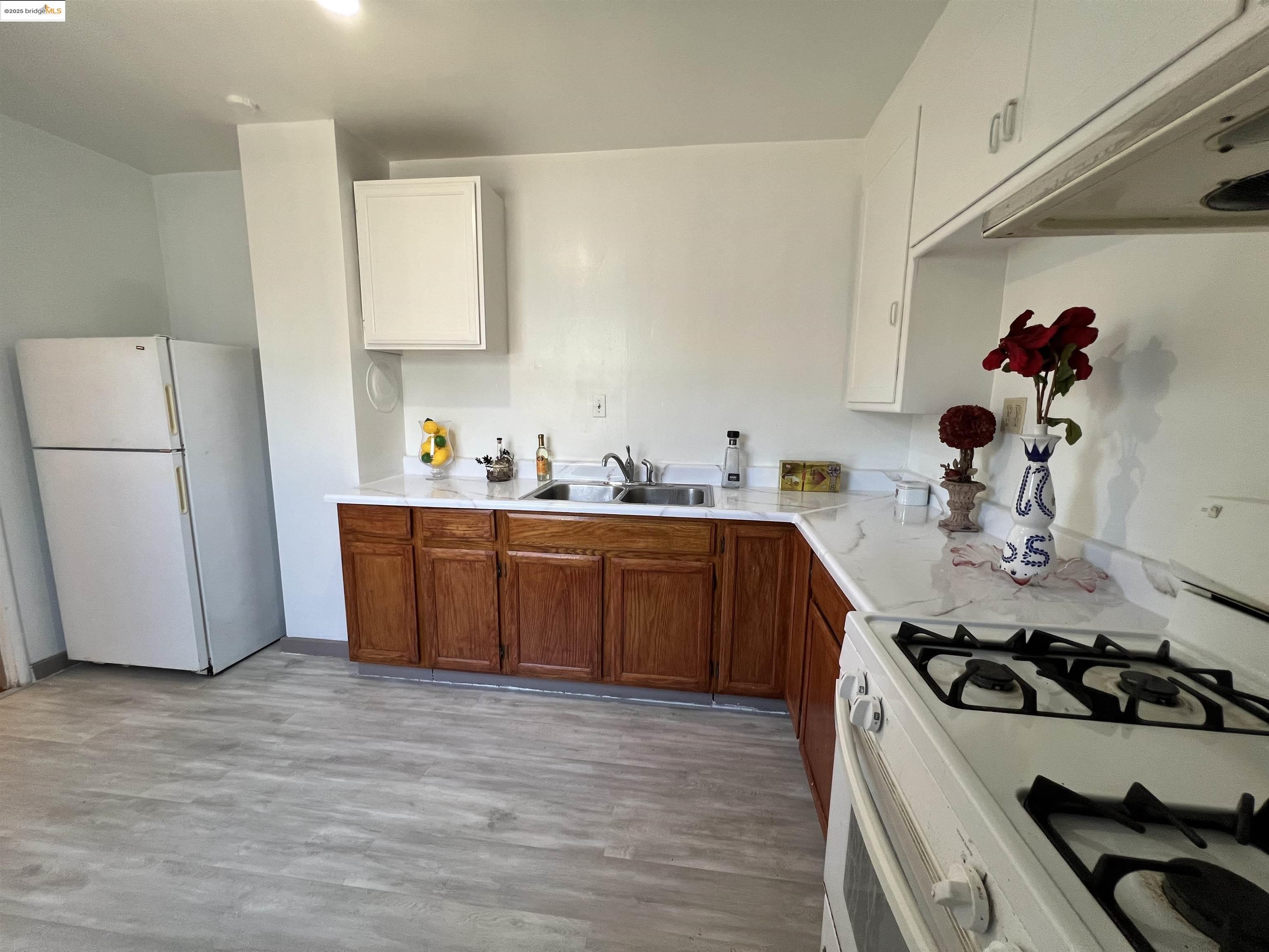 Detail Gallery Image 12 of 27 For 3064 Curran Ave, Oakland,  CA 94602 - – Beds | – Baths