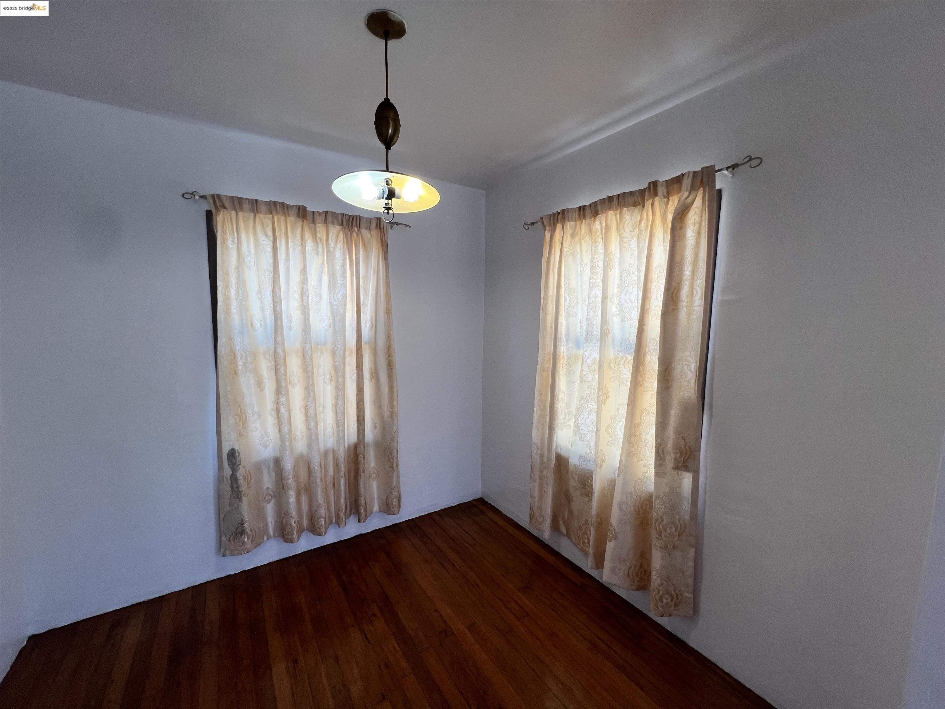 Detail Gallery Image 14 of 27 For 3064 Curran Ave, Oakland,  CA 94602 - – Beds | – Baths
