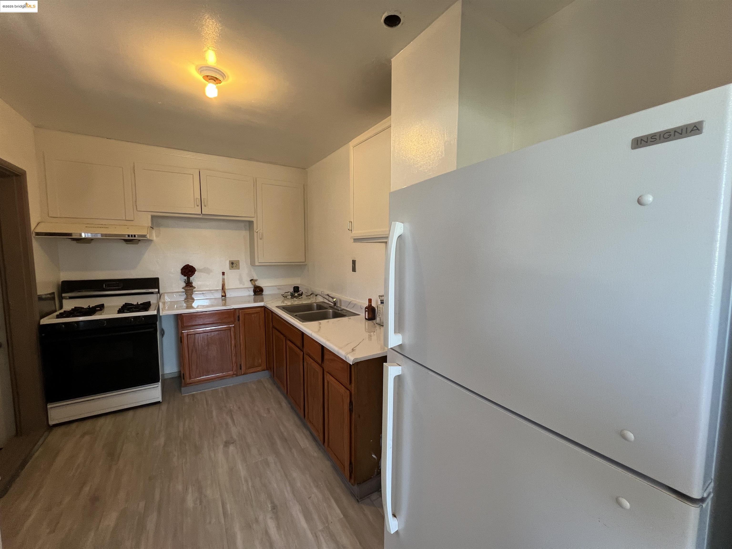 Detail Gallery Image 16 of 27 For 3064 Curran Ave, Oakland,  CA 94602 - – Beds | – Baths