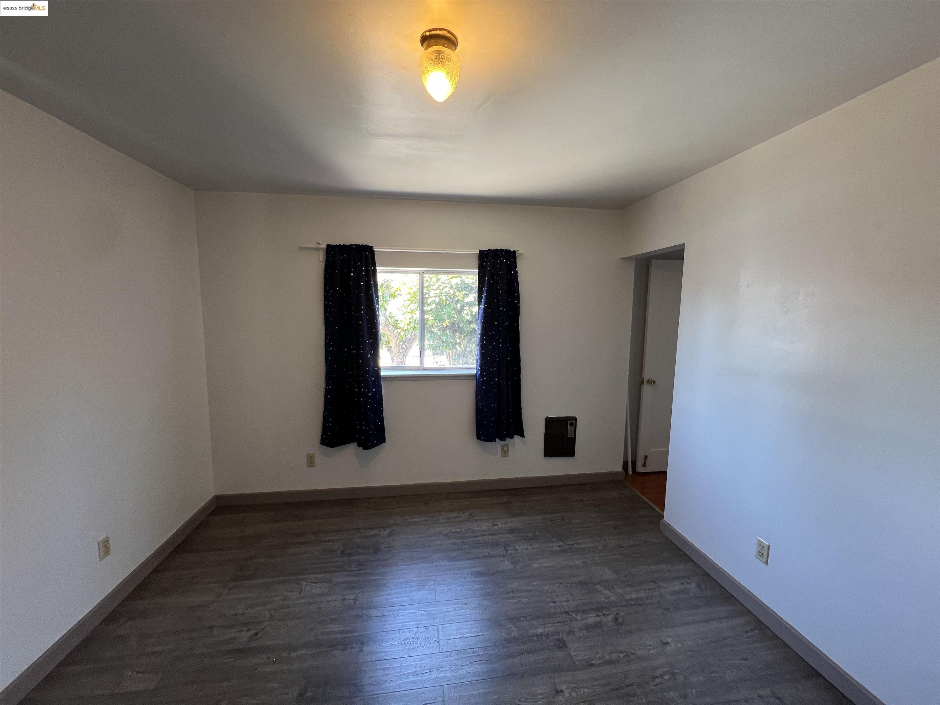 Detail Gallery Image 22 of 27 For 3064 Curran Ave, Oakland,  CA 94602 - – Beds | – Baths