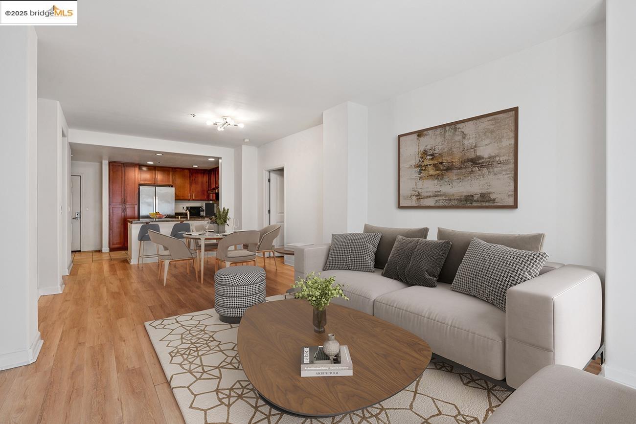 Photo #2: 41105509 Listing 