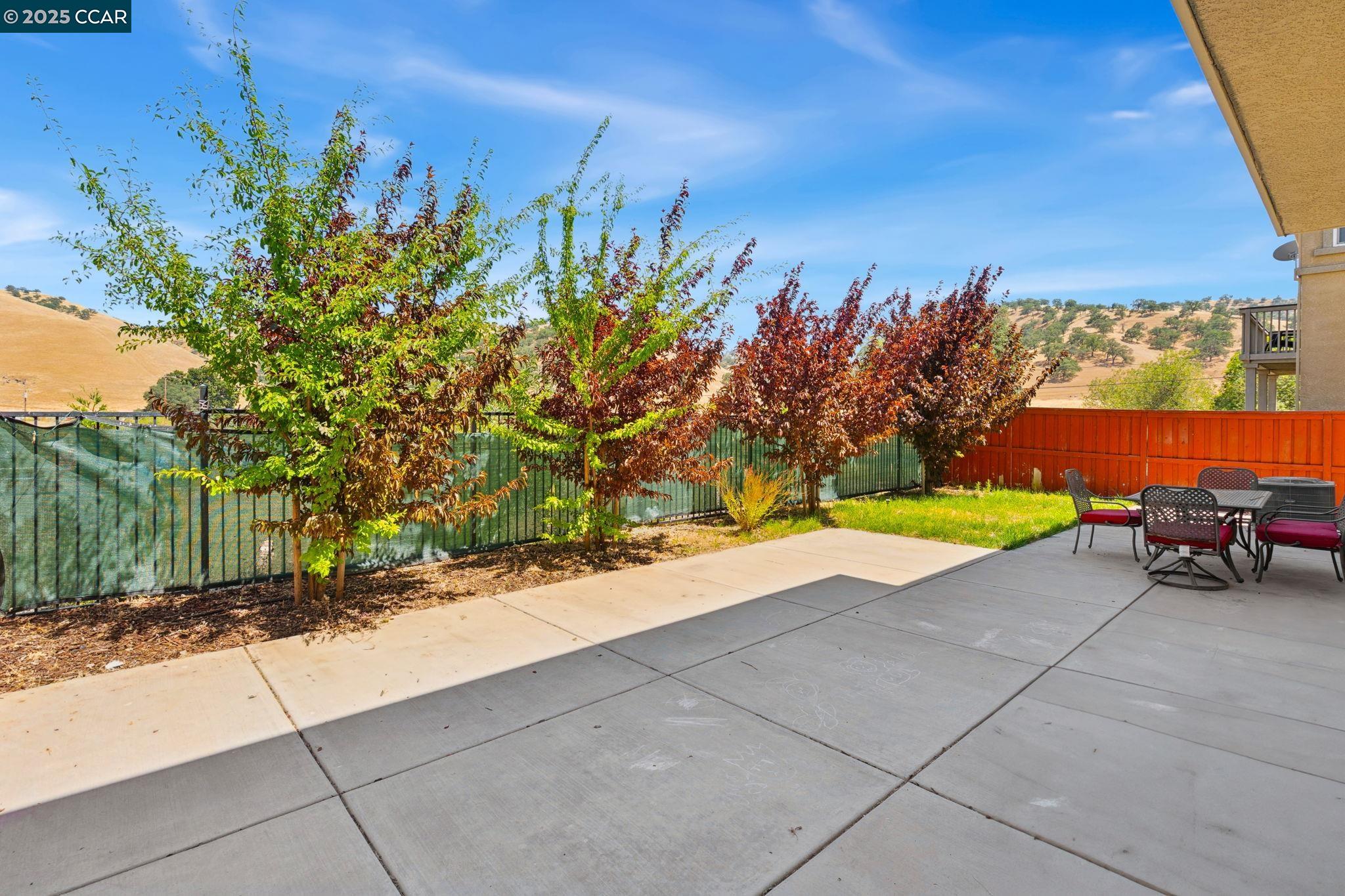 Detail Gallery Image 16 of 27 For 9417 Vintner Cir, Patterson,  CA 95363 - 5 Beds | 3 Baths