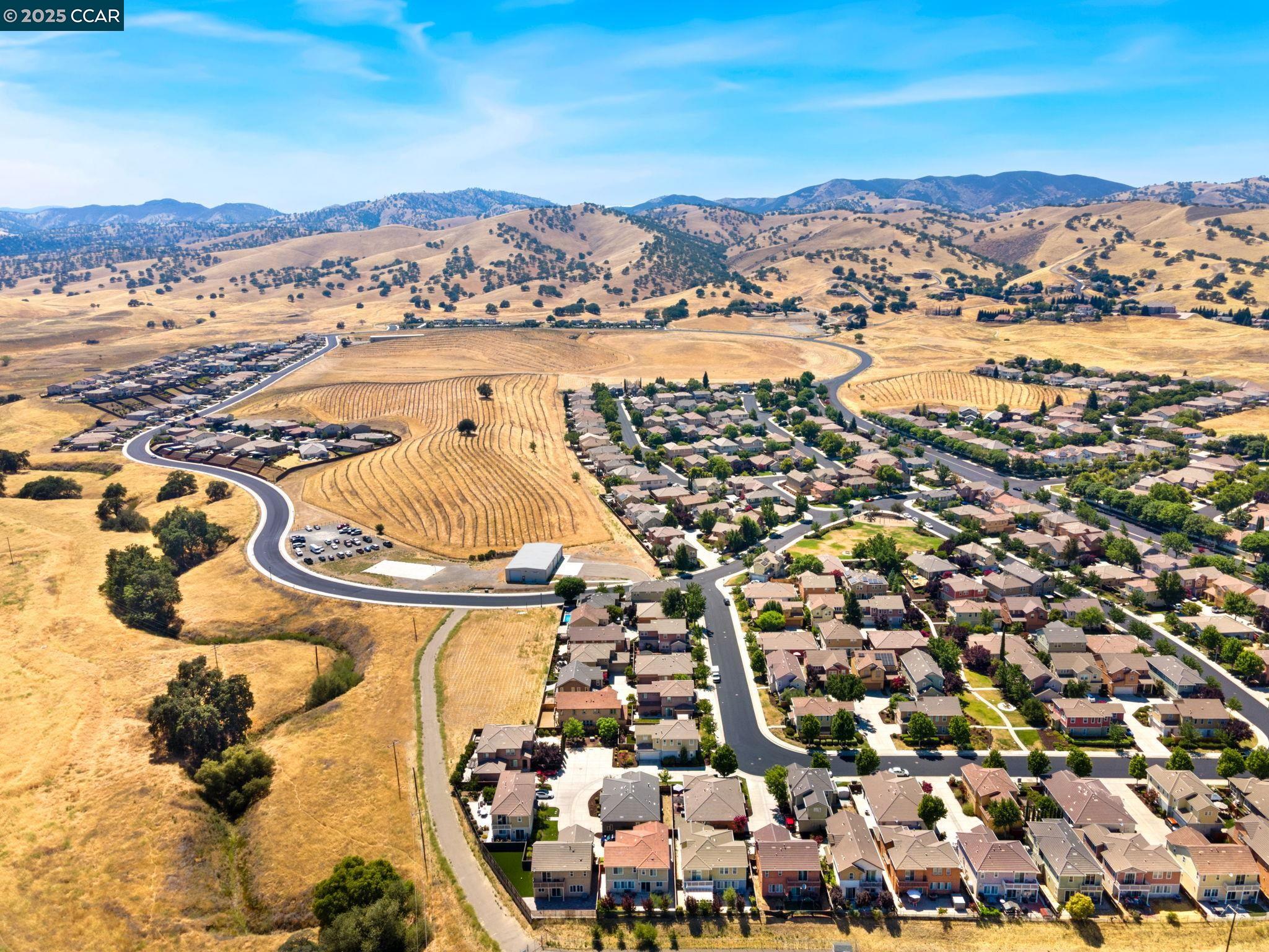 Detail Gallery Image 25 of 27 For 9417 Vintner Cir, Patterson,  CA 95363 - 5 Beds | 3 Baths
