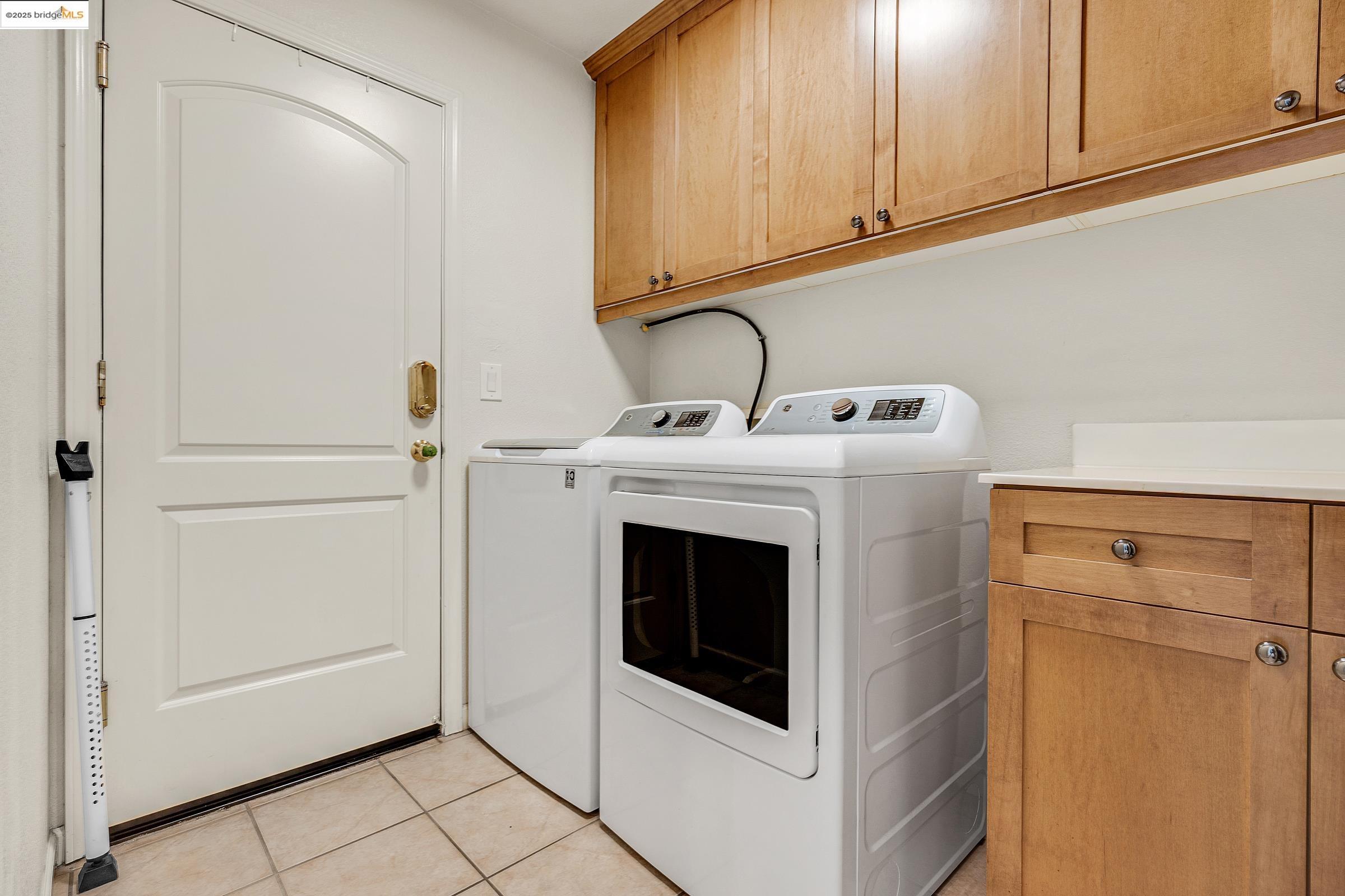 Detail Gallery Image 24 of 56 For 5736 Idlewood Street, Dublin,  CA 94568 - 3 Beds | 2/1 Baths