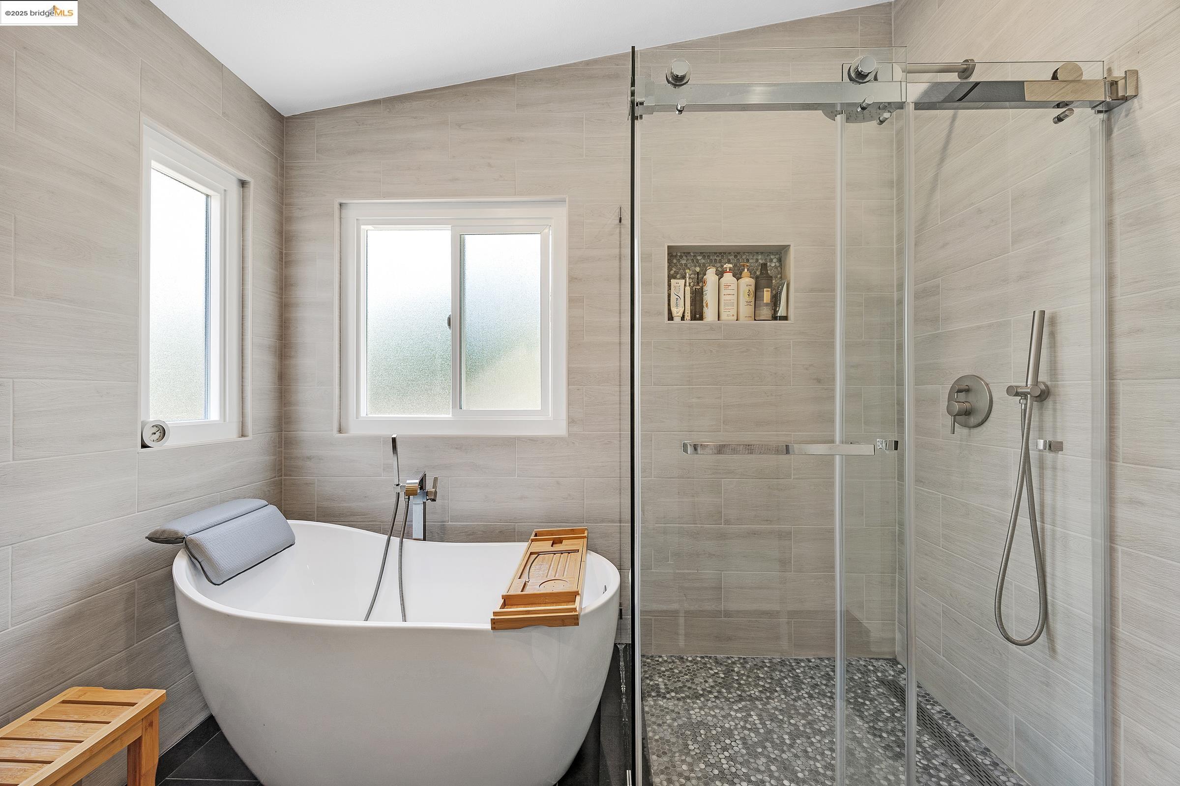 Detail Gallery Image 28 of 56 For 5736 Idlewood Street, Dublin,  CA 94568 - 3 Beds | 2/1 Baths