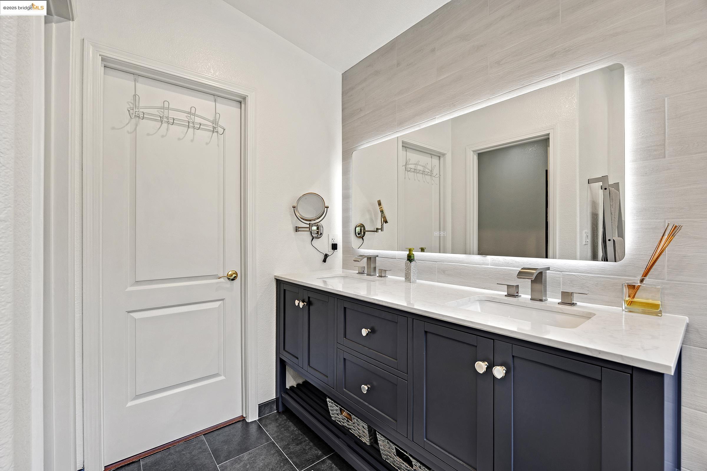 Detail Gallery Image 30 of 56 For 5736 Idlewood Street, Dublin,  CA 94568 - 3 Beds | 2/1 Baths