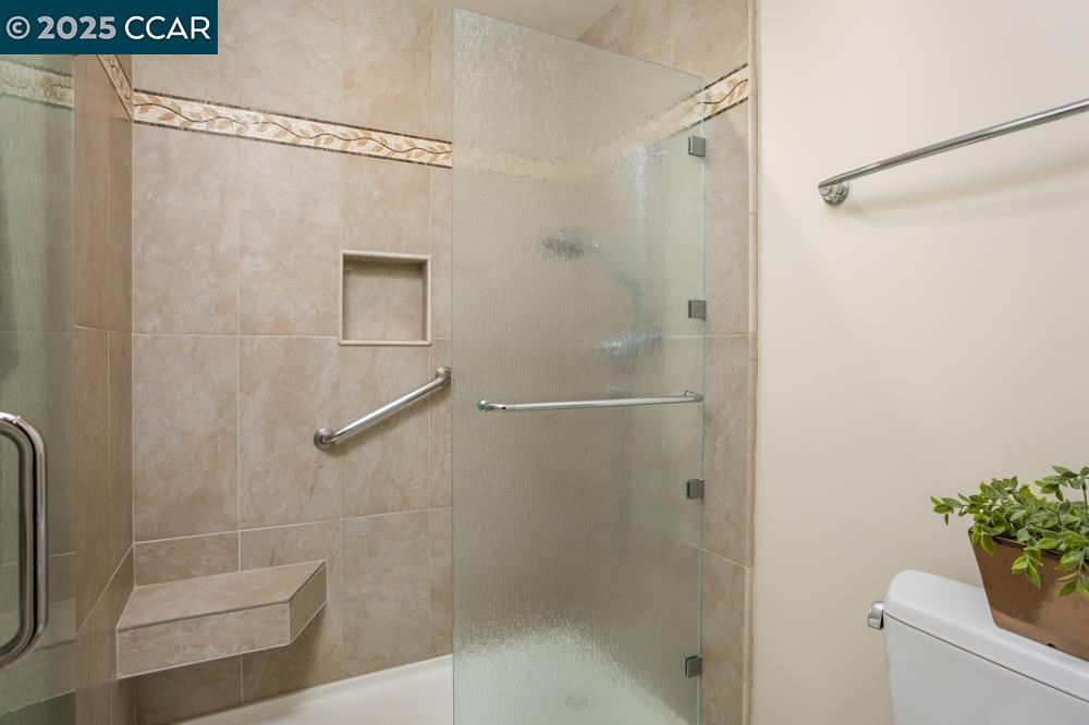 Photo #23: 41105517 Listing: Photo #23