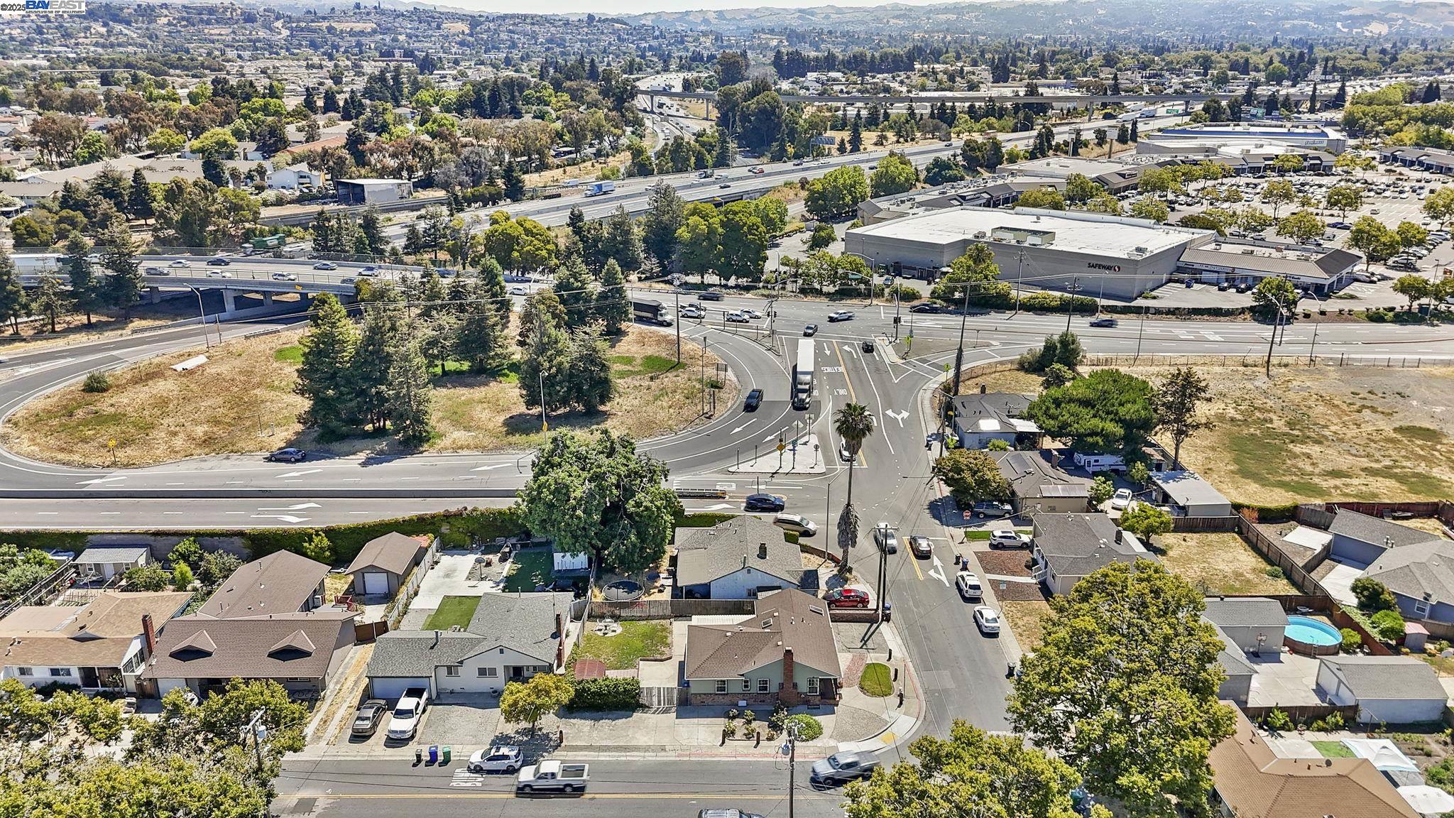 Detail Gallery Image 28 of 31 For 595 Beatrice St, San Leandro,  CA 94579 - 2 Beds | 1 Baths