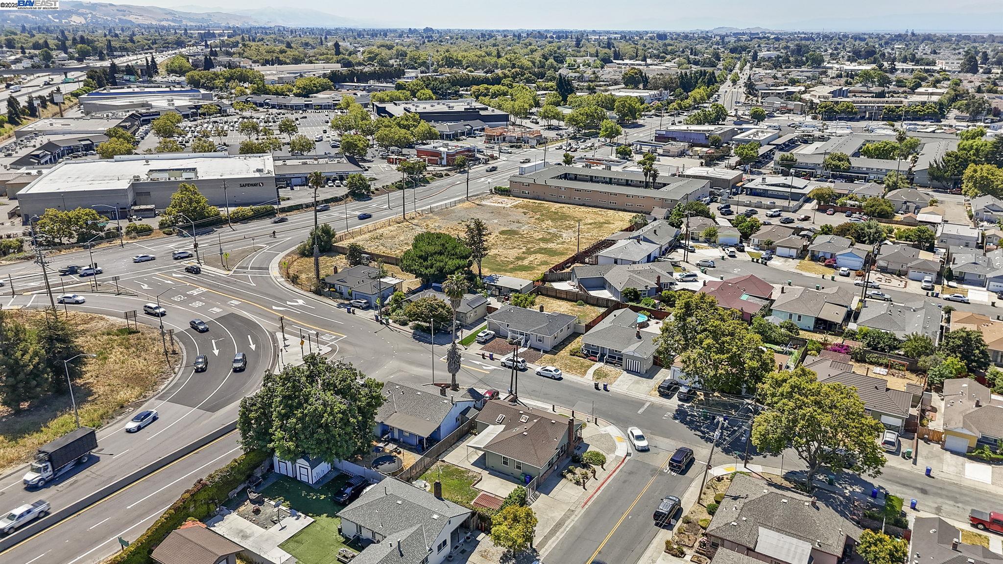 Detail Gallery Image 29 of 31 For 595 Beatrice St, San Leandro,  CA 94579 - 2 Beds | 1 Baths