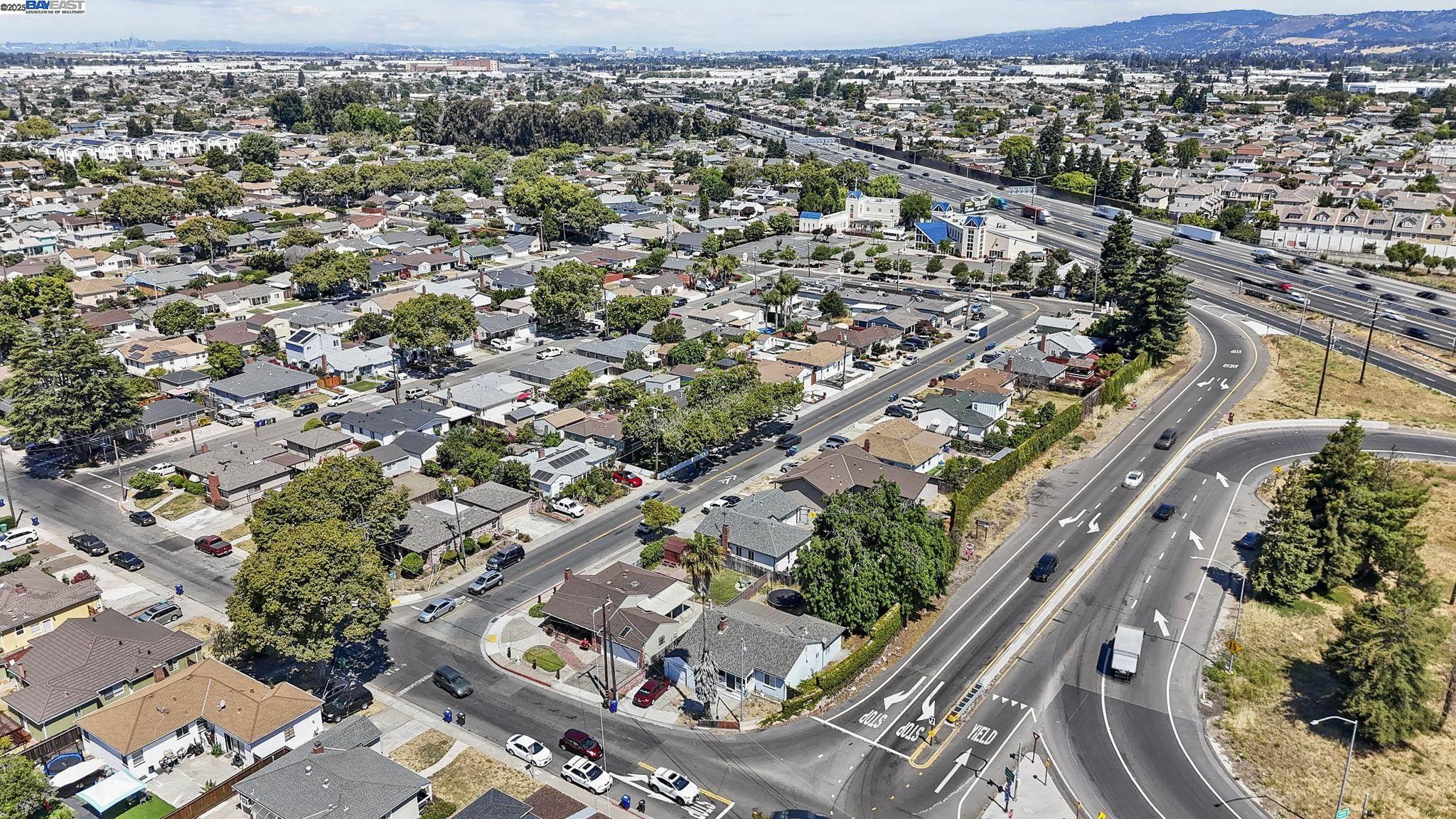 Detail Gallery Image 31 of 31 For 595 Beatrice St, San Leandro,  CA 94579 - 2 Beds | 1 Baths