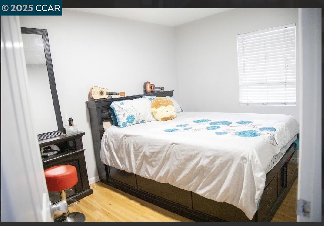 Detail Gallery Image 12 of 16 For 429 Barrett Ave, Richmond,  CA 94801 - 2 Beds | 1 Baths
