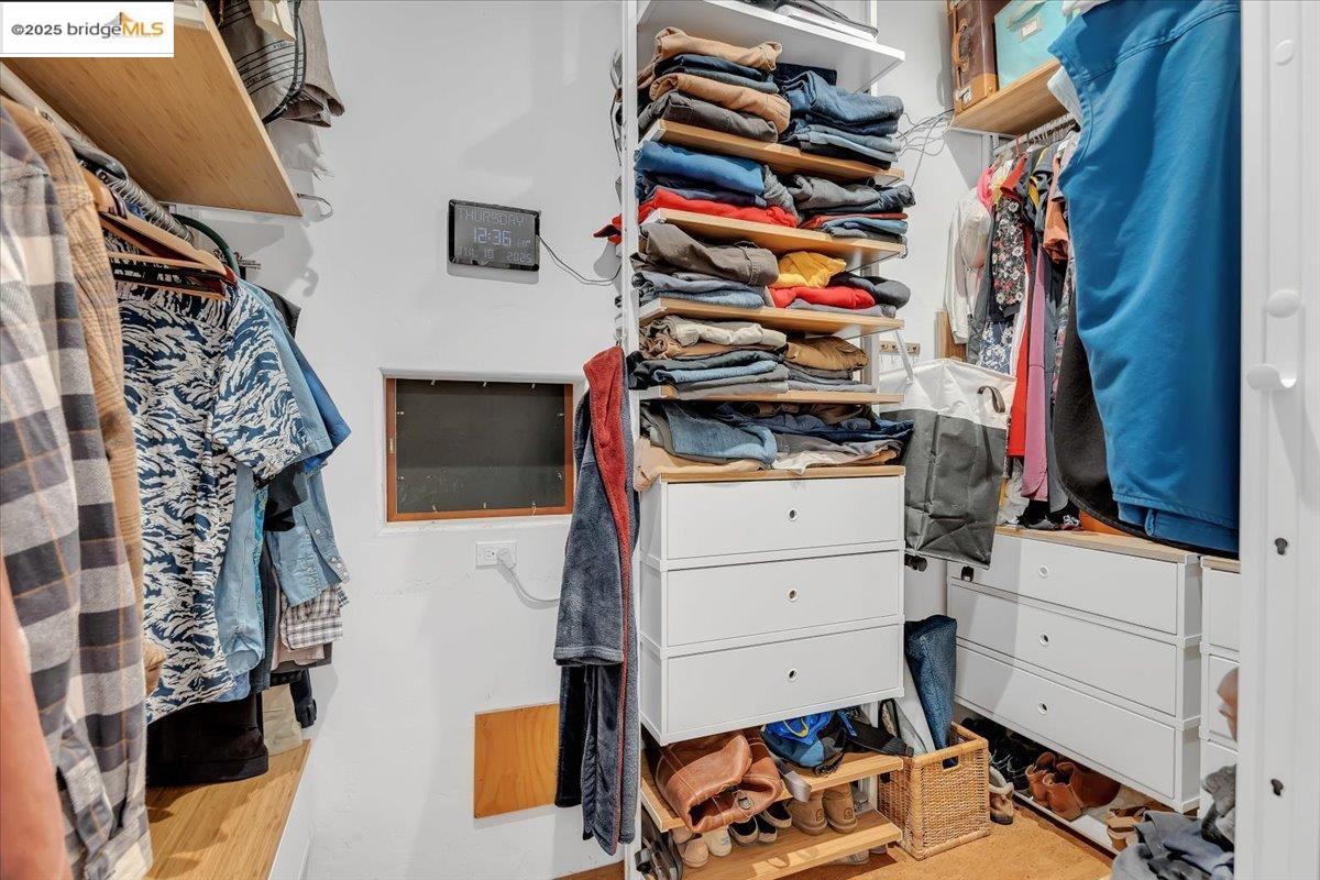Detail Gallery Image 20 of 47 For 9935 Jackass Creek Rd, Groveland,  CA 95321 - 1 Beds | 2 Baths