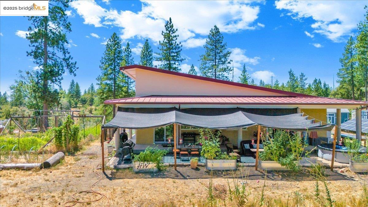 Detail Gallery Image 40 of 47 For 9935 Jackass Creek Rd, Groveland,  CA 95321 - 1 Beds | 2 Baths