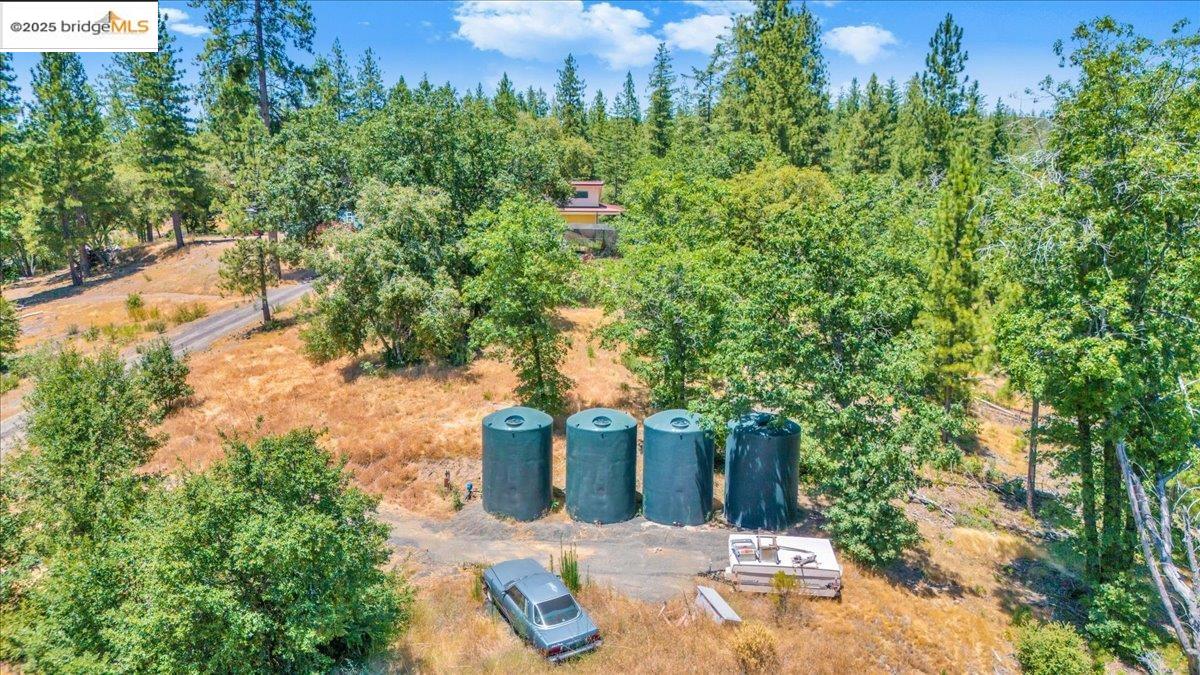 Detail Gallery Image 42 of 47 For 9935 Jackass Creek Rd, Groveland,  CA 95321 - 1 Beds | 2 Baths