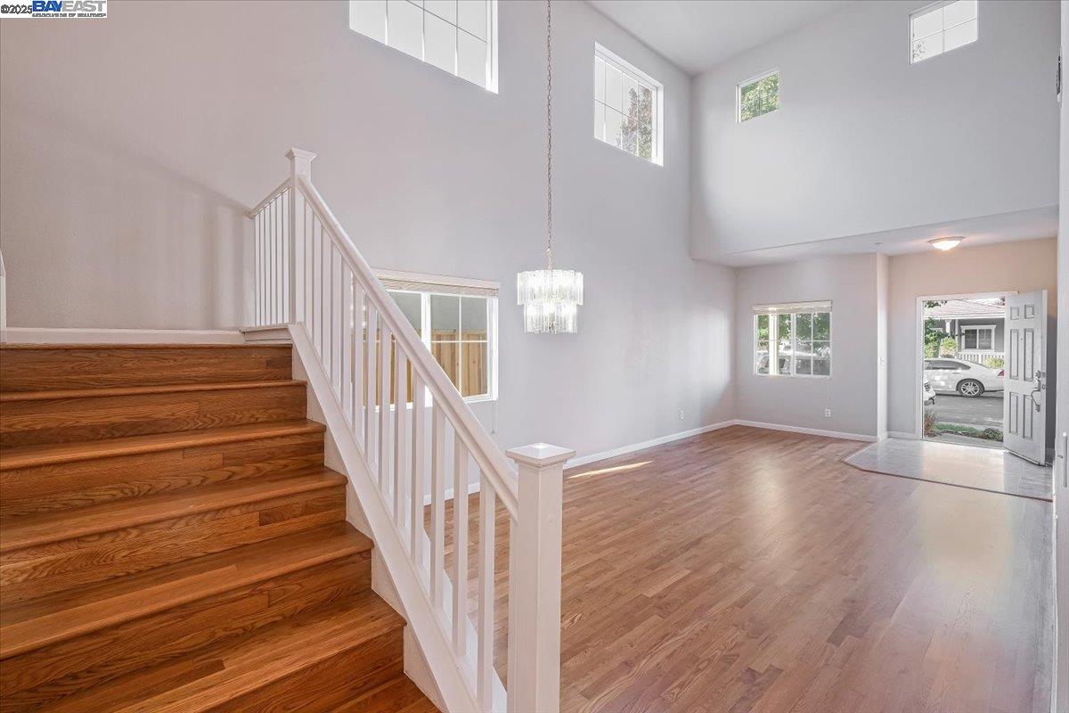 Detail Gallery Image 5 of 33 For 9 Kevin Lane, American Canyon,  CA 94503 - 4 Beds | 2/1 Baths