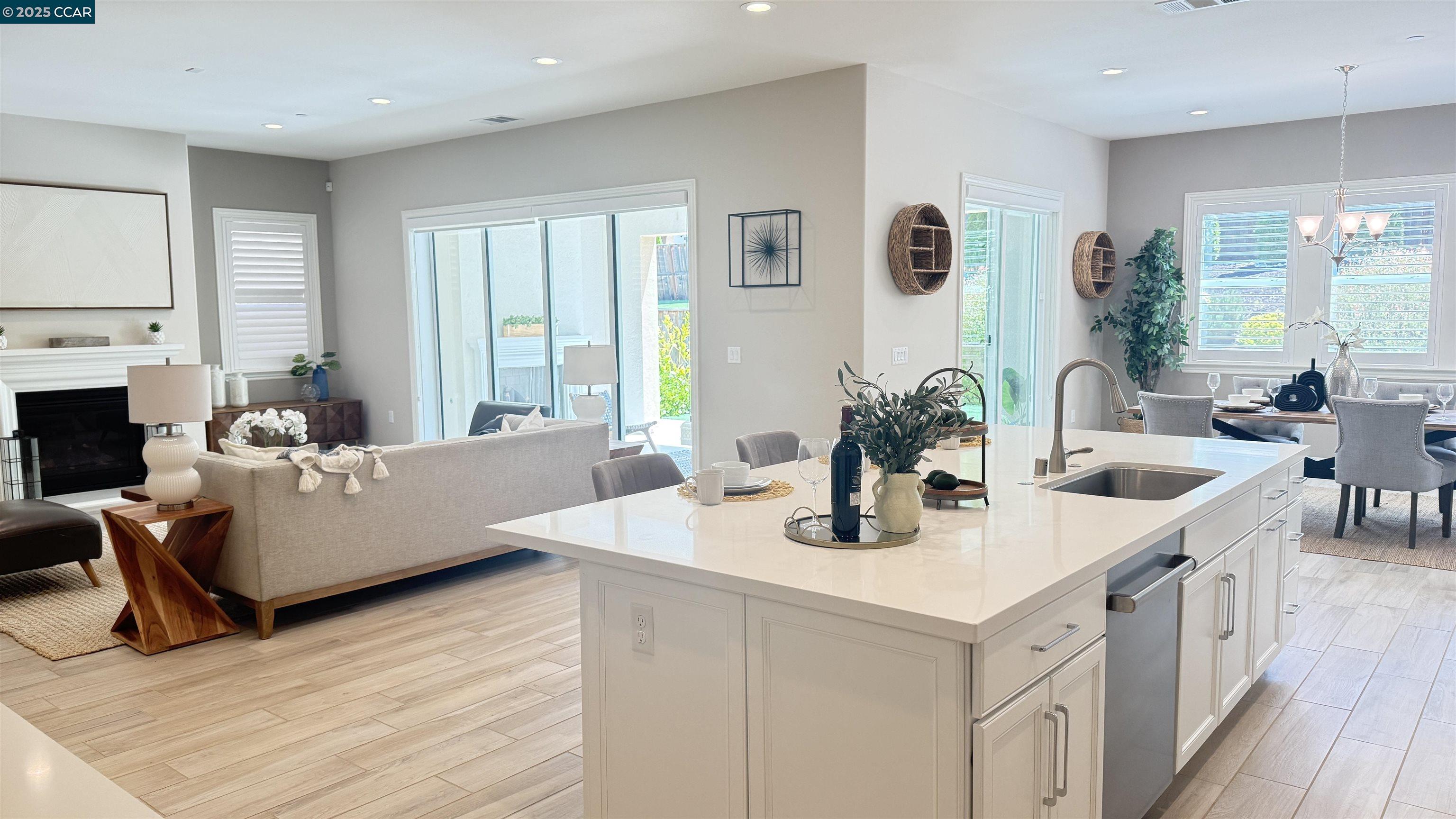 Detail Gallery Image 12 of 51 For 2631 Mount Dana Ct, Dublin,  CA 94568 - 4 Beds | 3/1 Baths