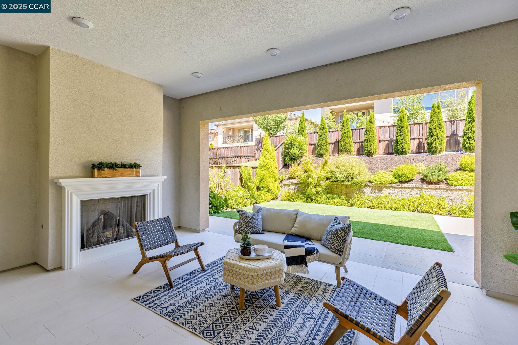 Detail Gallery Image 15 of 51 For 2631 Mount Dana Ct, Dublin,  CA 94568 - 4 Beds | 3/1 Baths