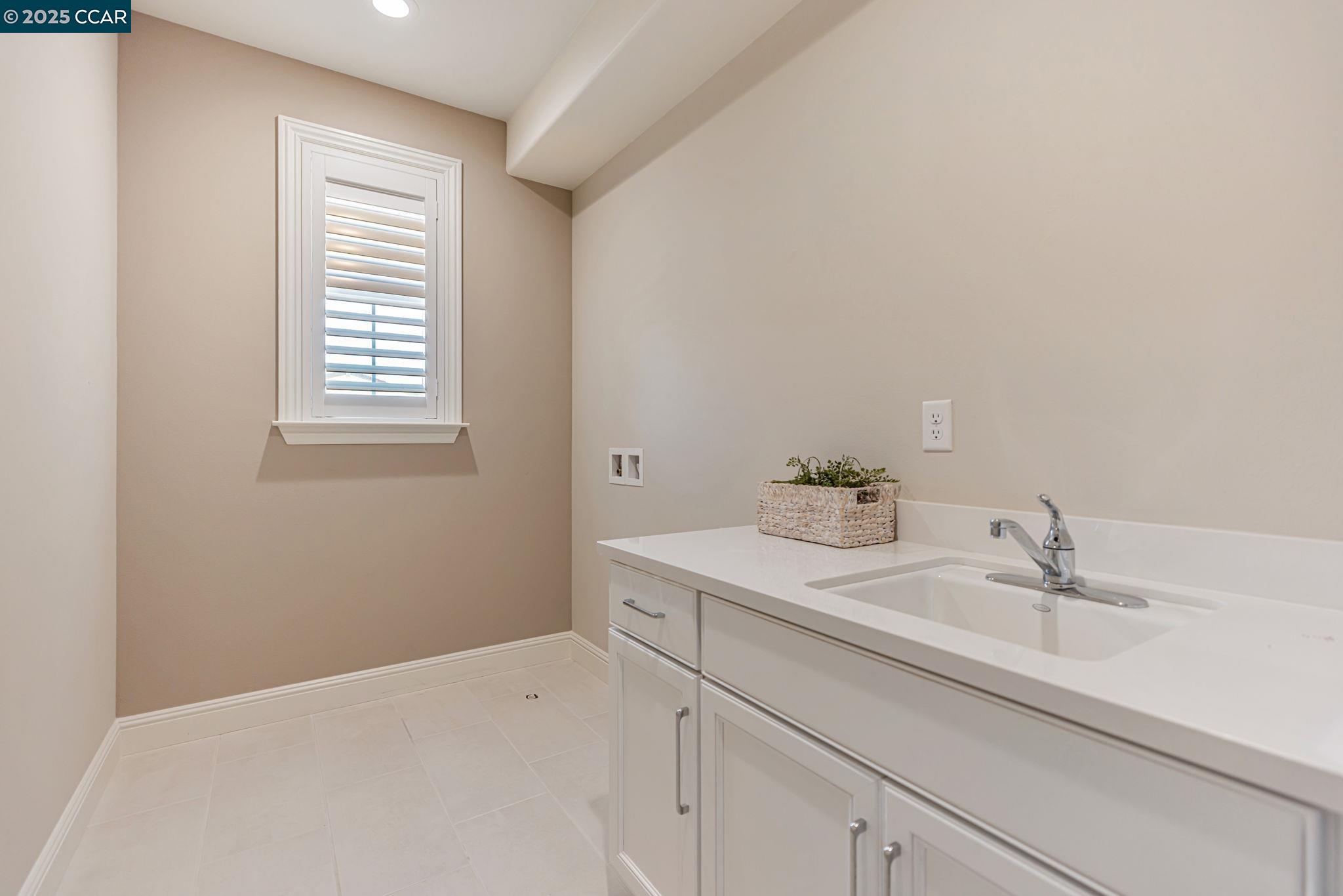 Detail Gallery Image 37 of 51 For 2631 Mount Dana Ct, Dublin,  CA 94568 - 4 Beds | 3/1 Baths