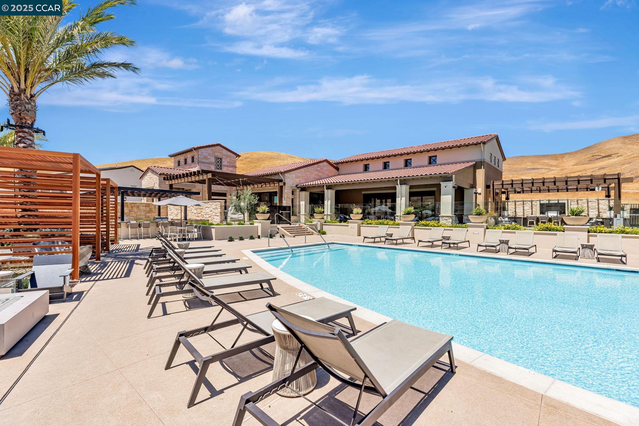 Detail Gallery Image 45 of 51 For 2631 Mount Dana Ct, Dublin,  CA 94568 - 4 Beds | 3/1 Baths