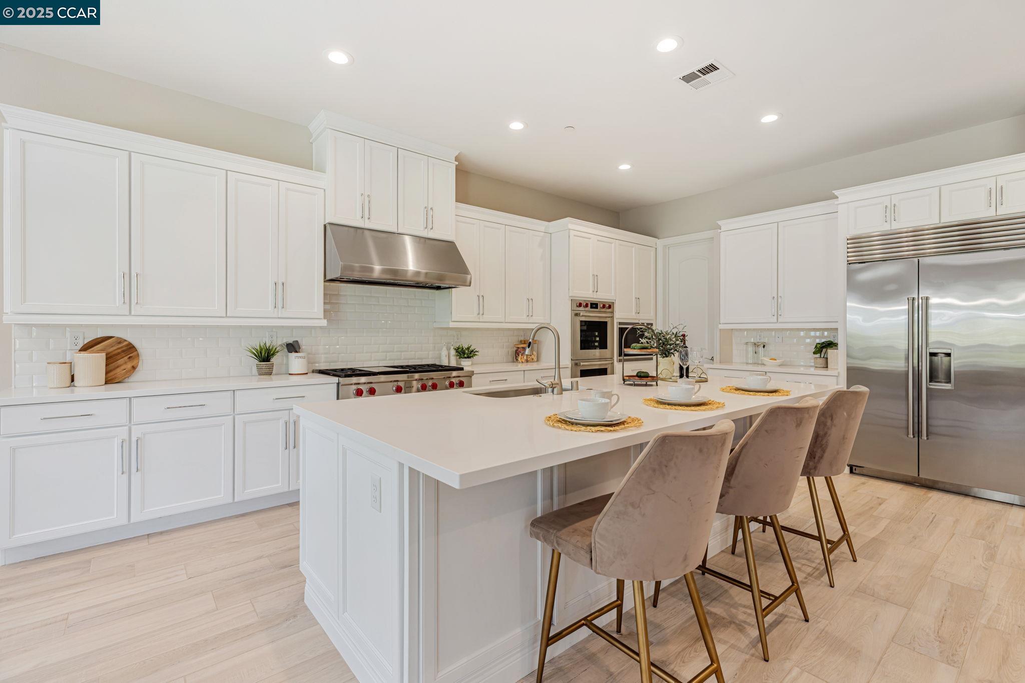 Detail Gallery Image 8 of 51 For 2631 Mount Dana Ct, Dublin,  CA 94568 - 4 Beds | 3/1 Baths