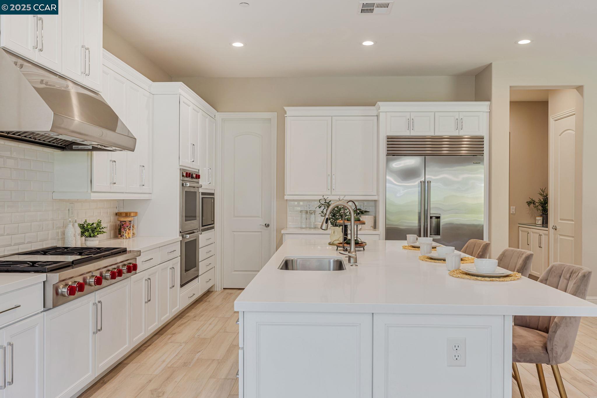 Detail Gallery Image 10 of 51 For 2631 Mount Dana Ct, Dublin,  CA 94568 - 4 Beds | 3/1 Baths