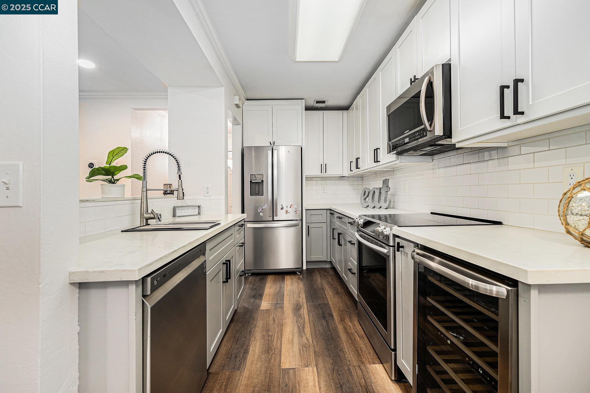 Photo #11: 41105540 Listing: Photo #11