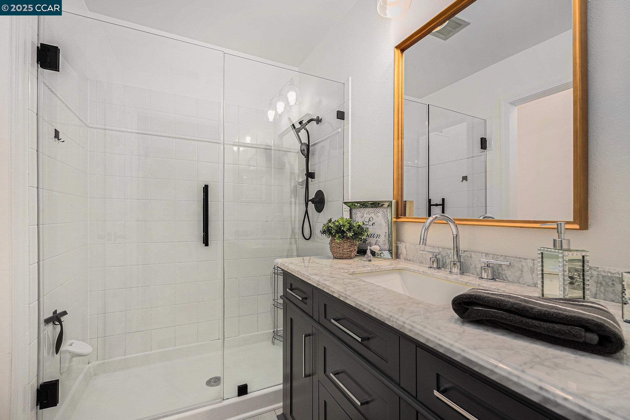Photo #16: 41105540 Listing: Photo #16