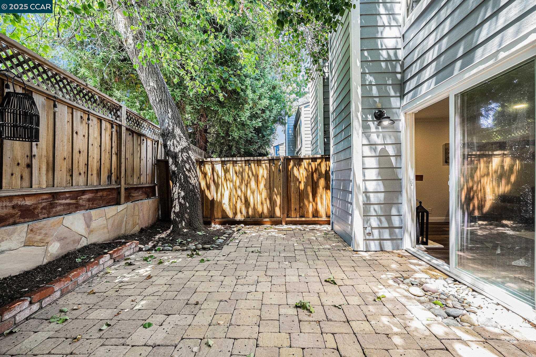 Photo #21: 41105540 Listing: Photo #21