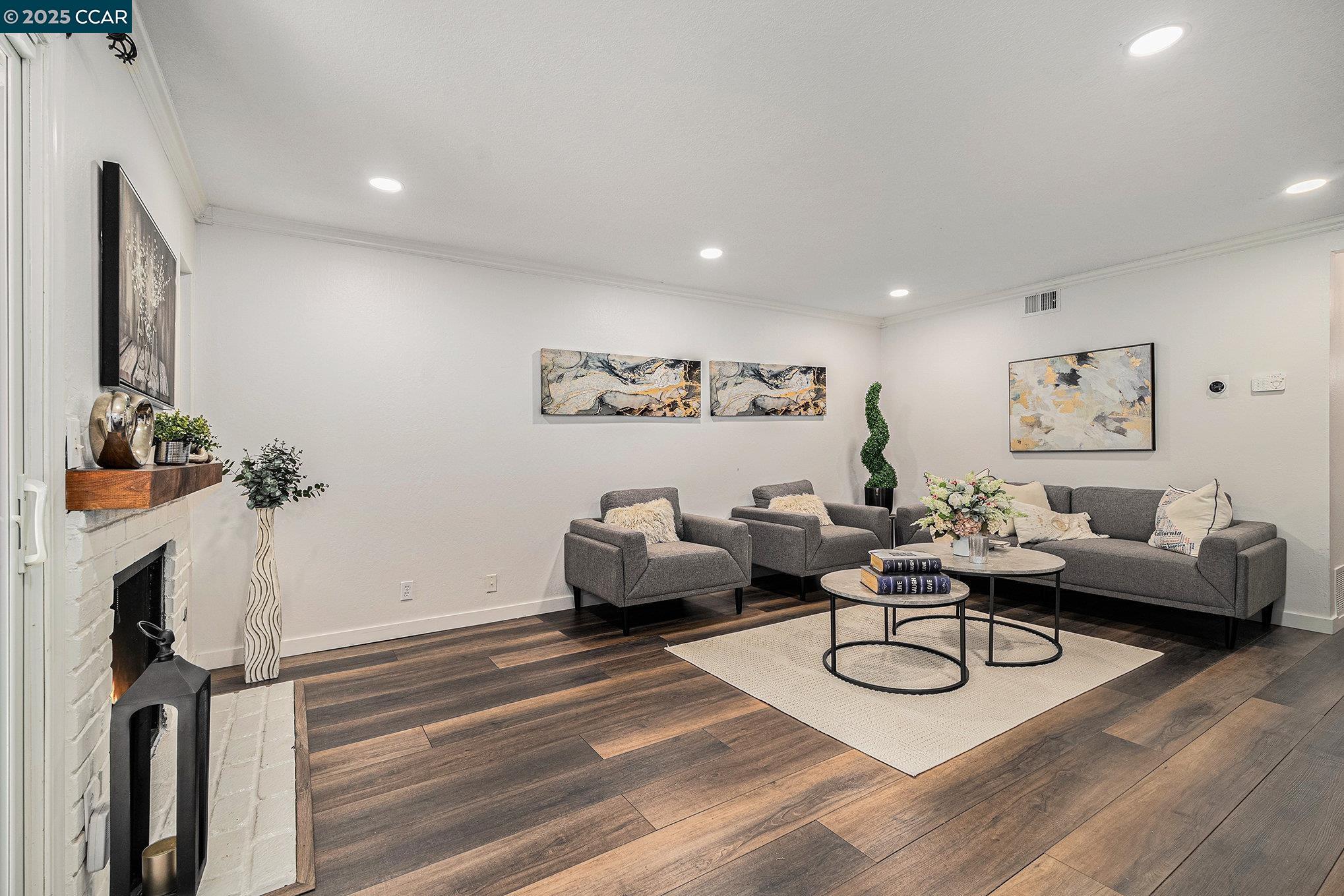 Photo #6: 41105540 Listing 
