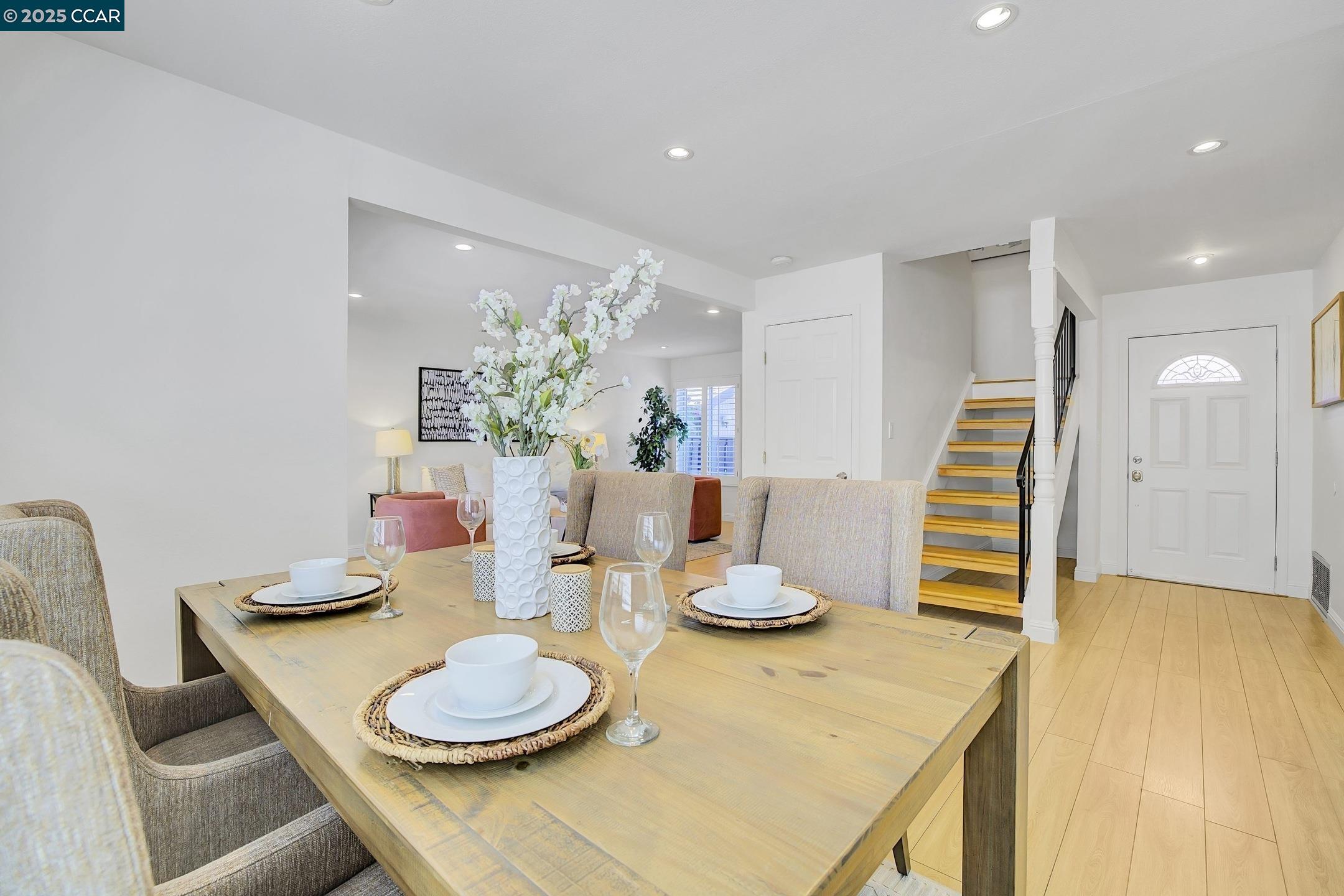 More Details about MLS # 41105542 : 1865 COUNTRYWOOD COURT