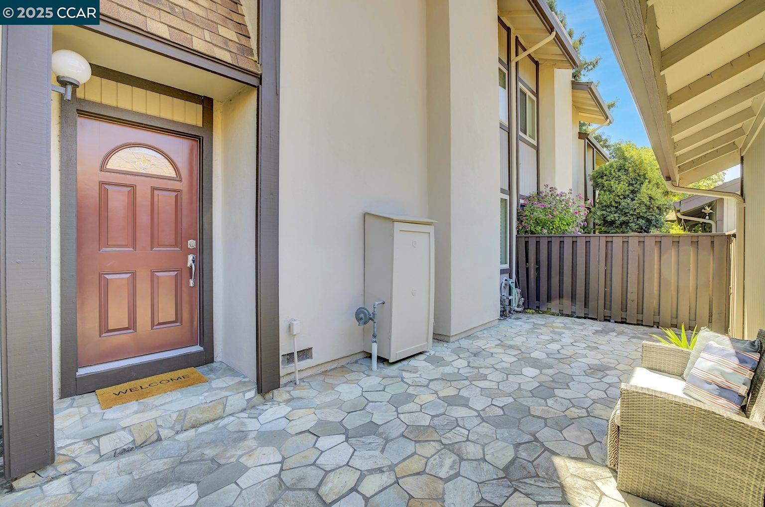 Photo #2: 41105542 Listing 