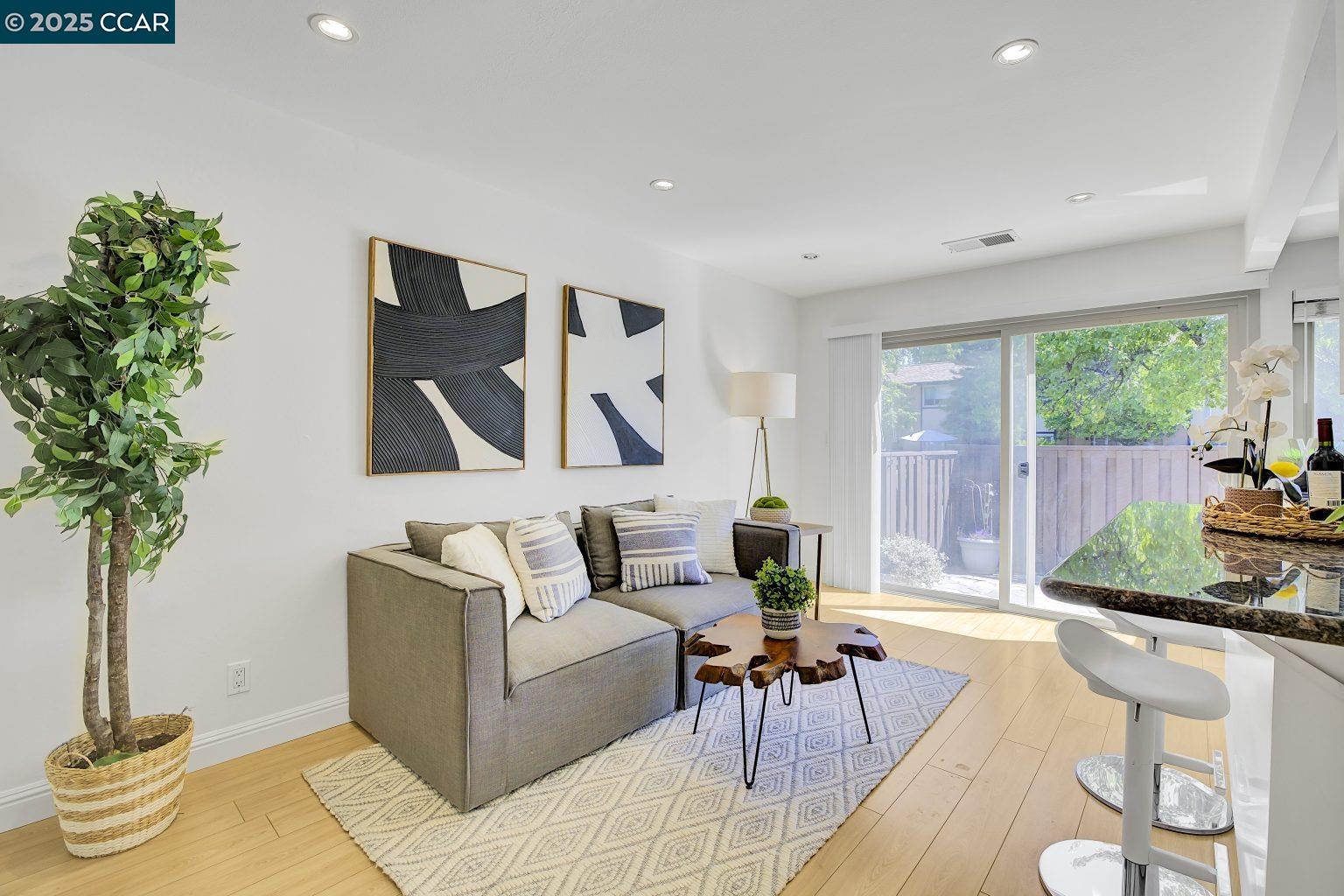 Photo #17: 41105542 Listing: Photo #17