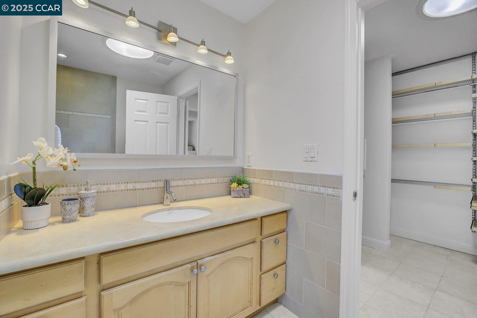 Photo #25: 41105542 Listing: Photo #25