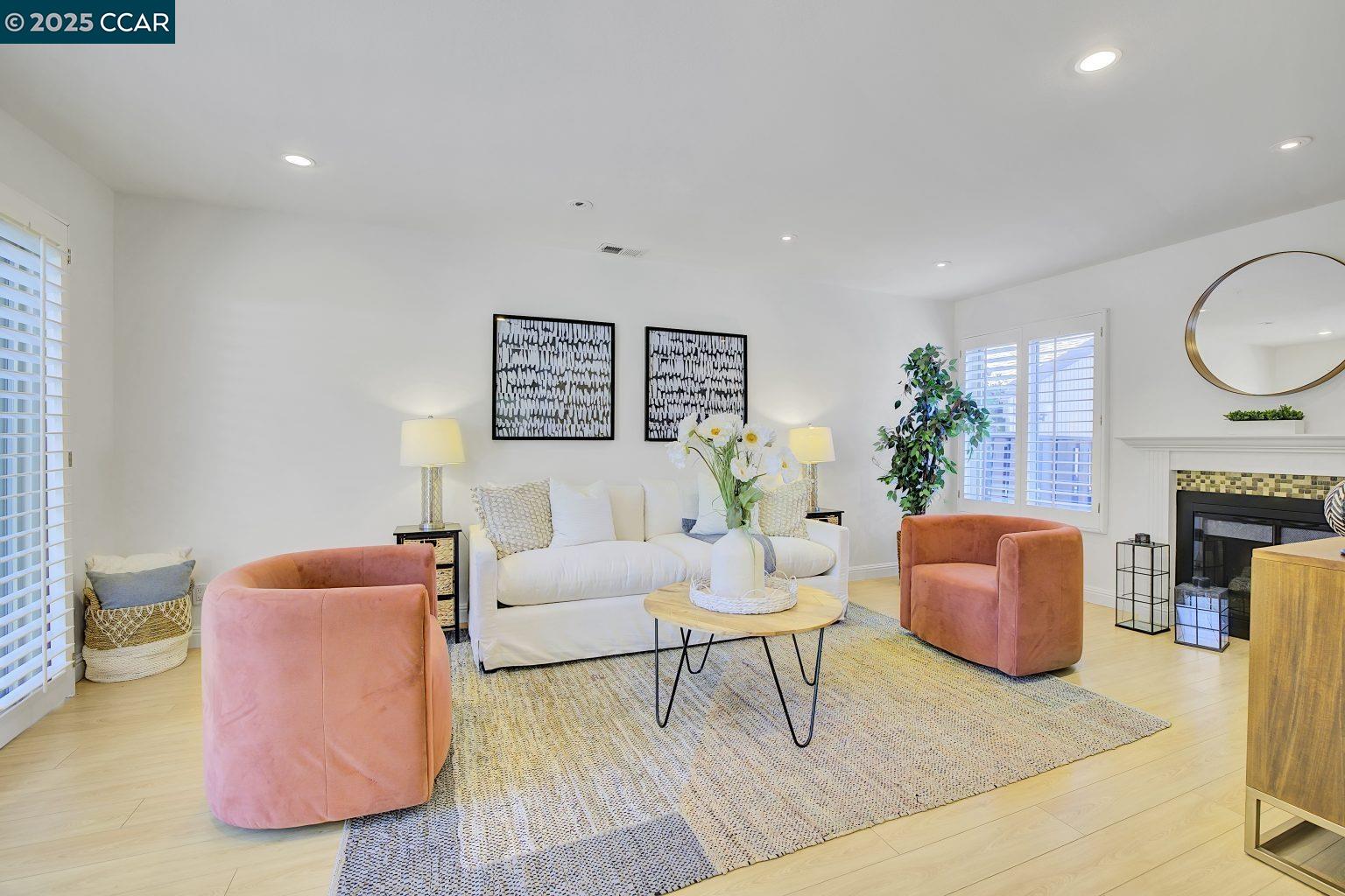 Photo #4: 41105542 Listing 