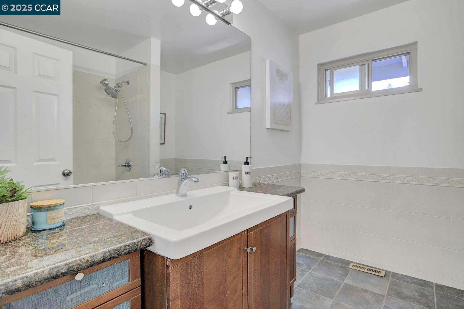 Photo #31: 41105542 Listing: Photo #31