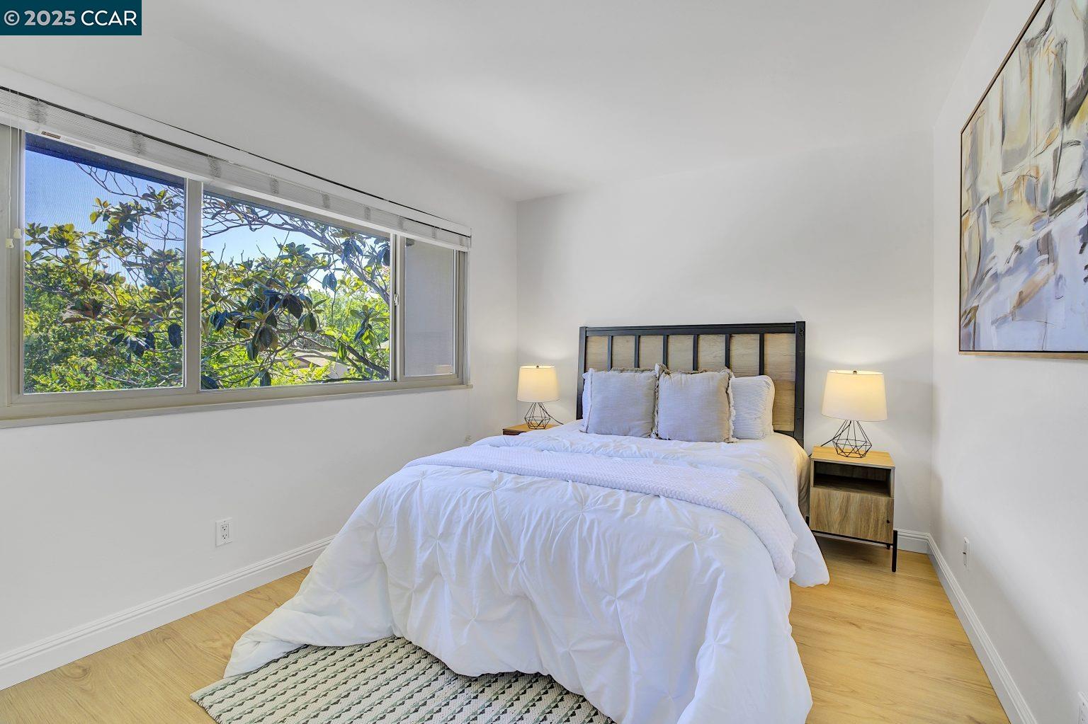 Photo #33: 41105542 Listing: Photo #33