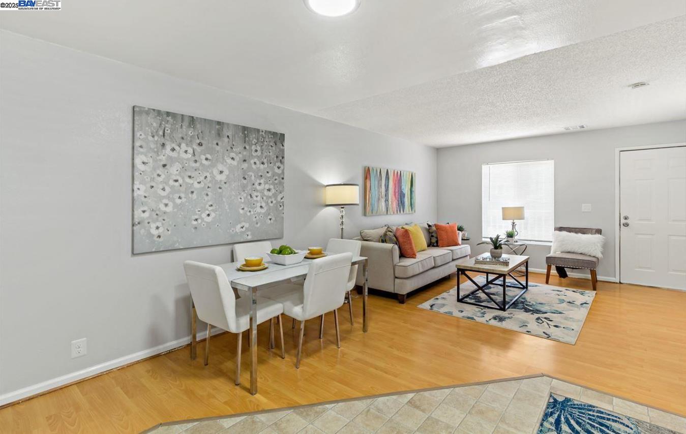 Detail Gallery Image 20 of 36 For 2373 Foothill Blvd, Oakland,  CA 94601 - – Beds | – Baths