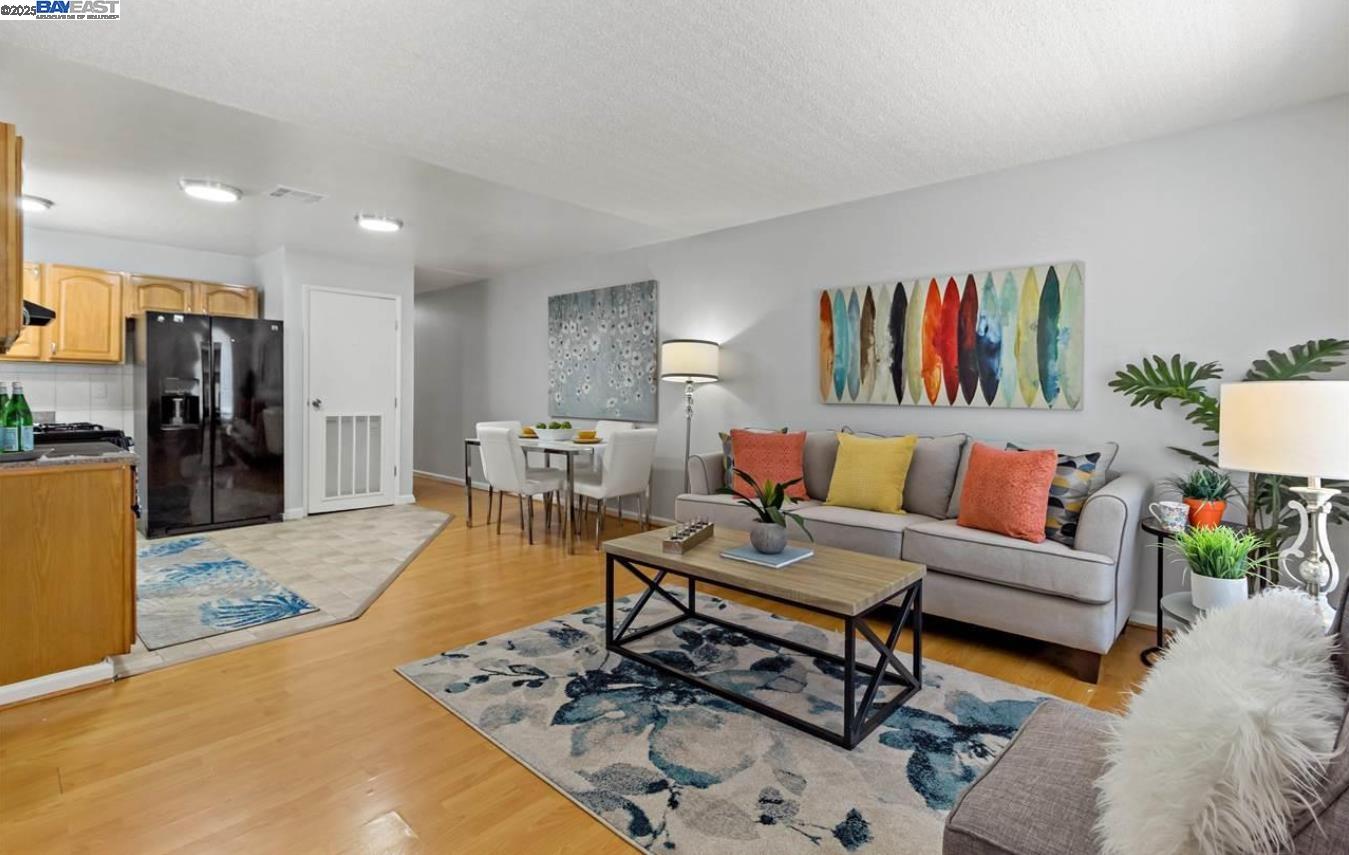 Detail Gallery Image 22 of 36 For 2373 Foothill Blvd, Oakland,  CA 94601 - – Beds | – Baths