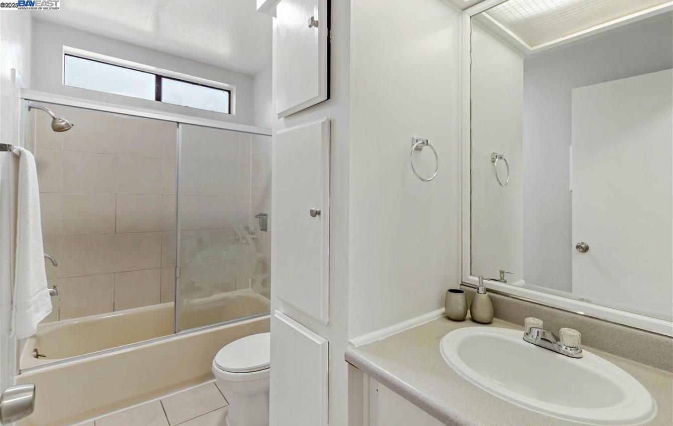 Detail Gallery Image 28 of 36 For 2373 Foothill Blvd, Oakland,  CA 94601 - – Beds | – Baths