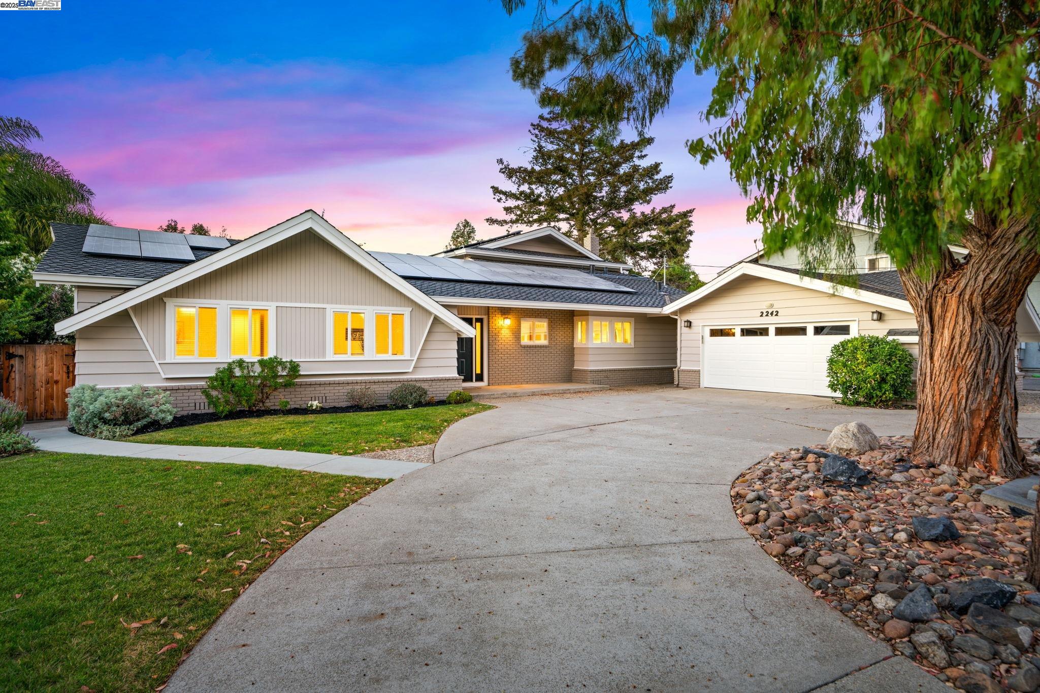 Detail Gallery Image 1 of 1 For 2242 Pleasant View Ln, Livermore,  CA 94550 - 4 Beds | 3/1 Baths