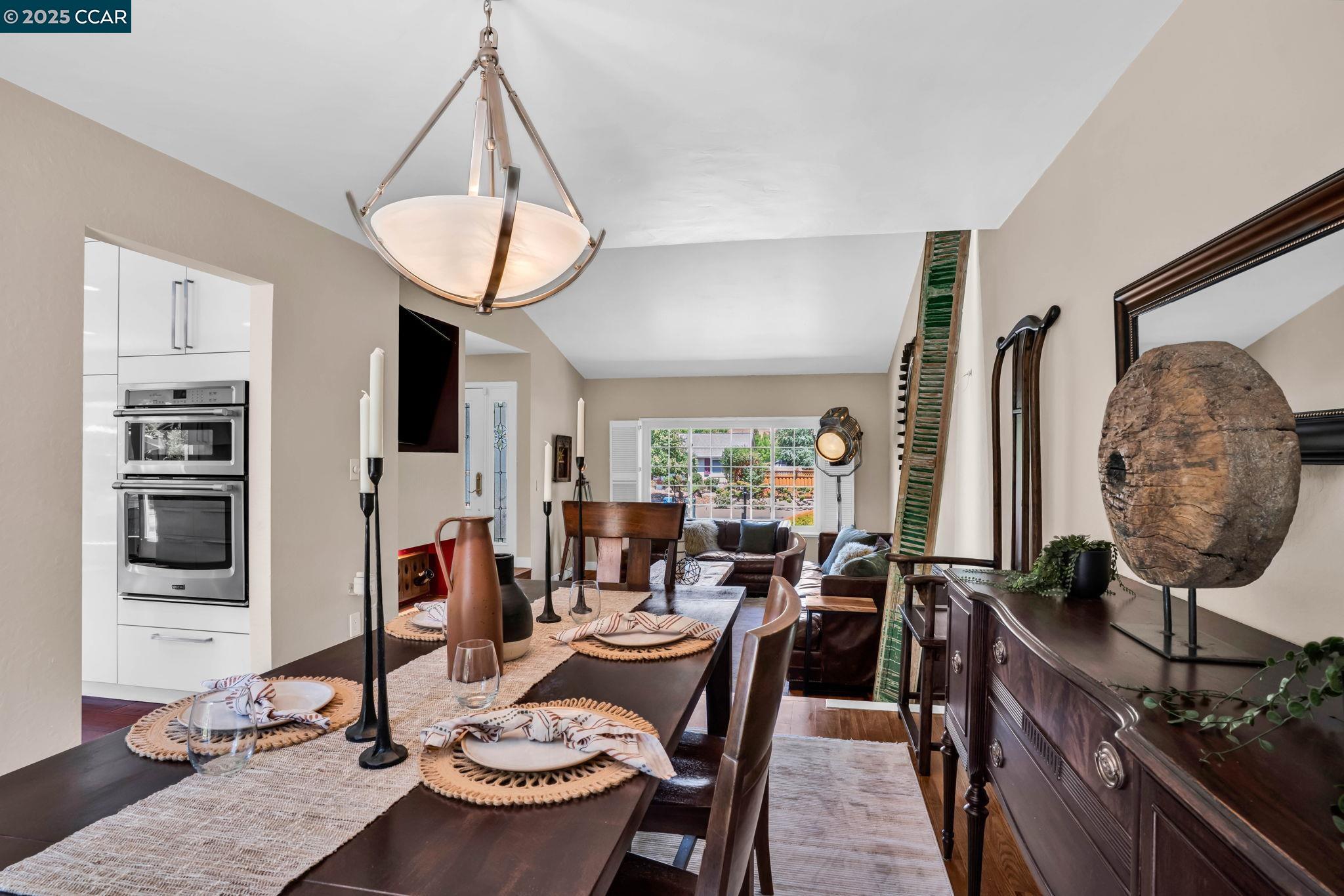 Detail Gallery Image 12 of 60 For 33 El Molino Dr, Clayton,  CA 94517 - 4 Beds | 3 Baths